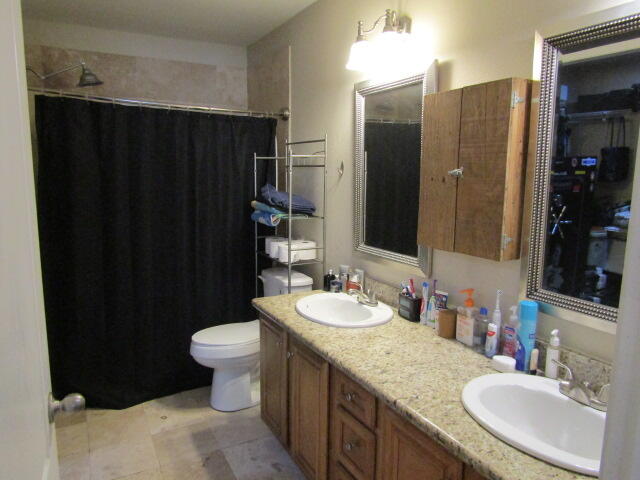 CRESTVIEW LOT 4 BLK 162 - Residential