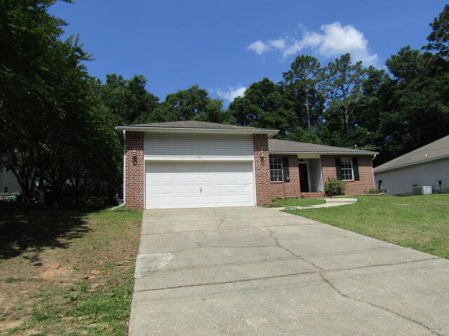 CRESTVIEW LOT 4 BLK 162 - Residential