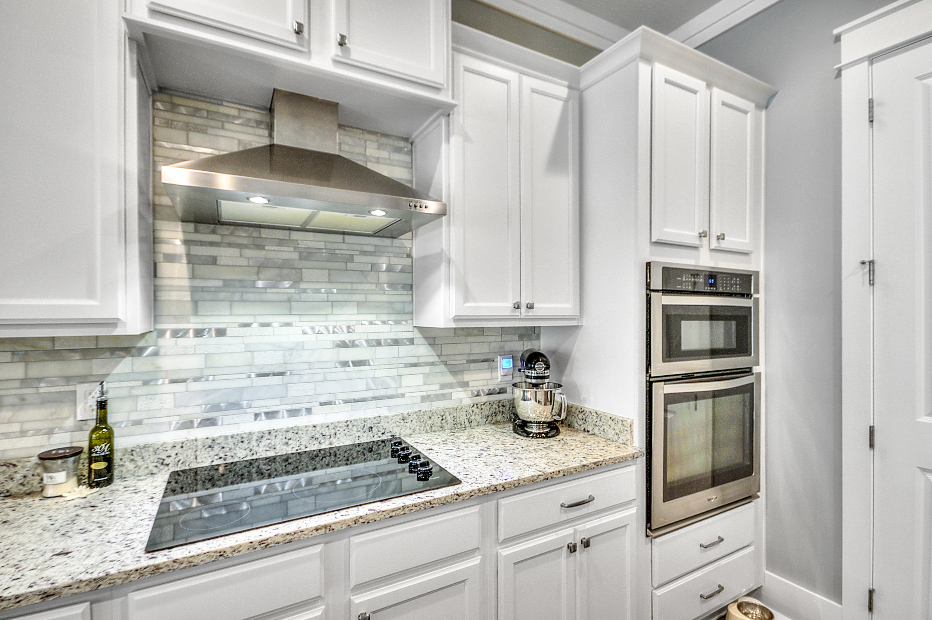 PARADISE COVE - Residential