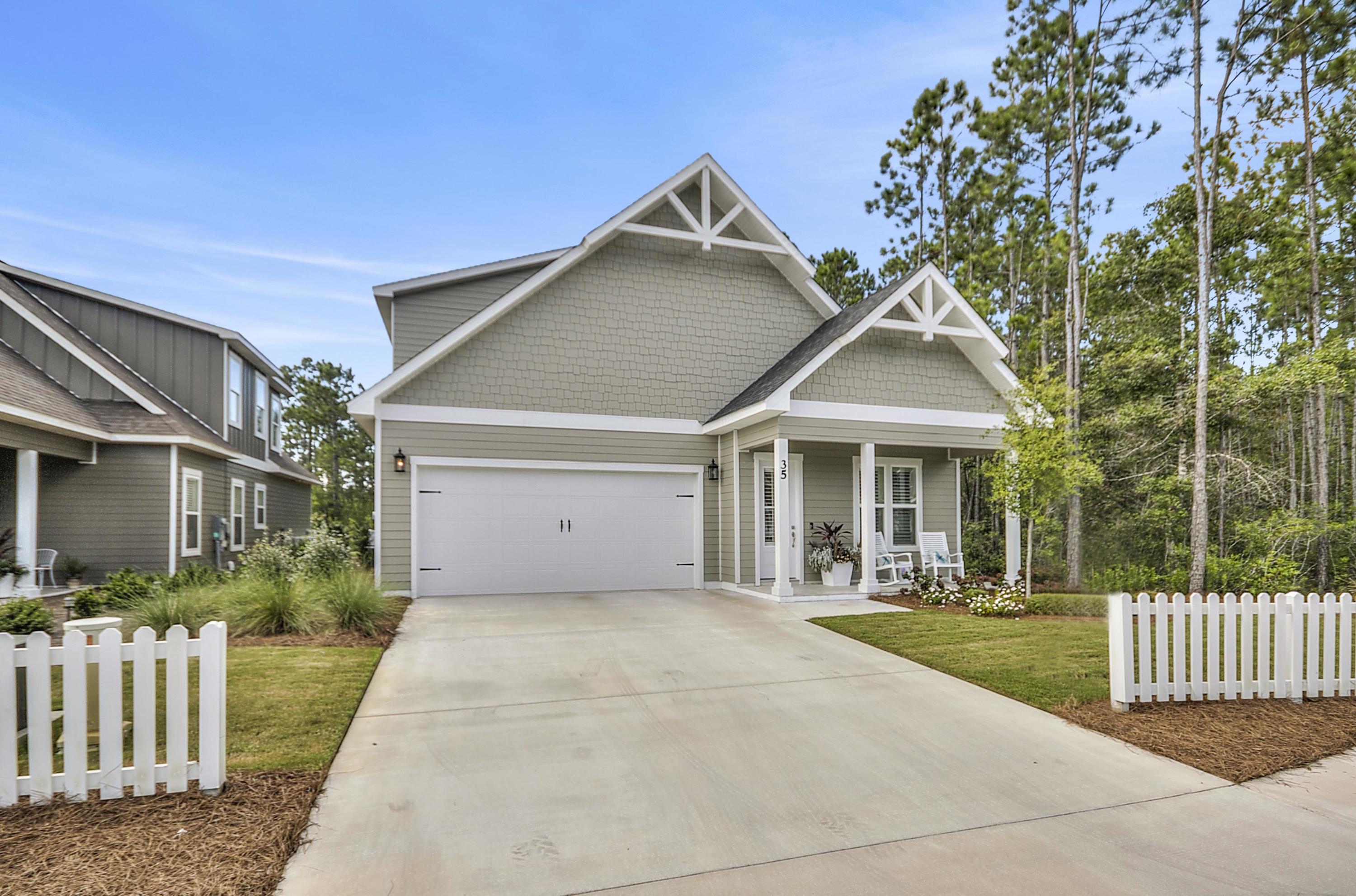 PARADISE COVE - Residential