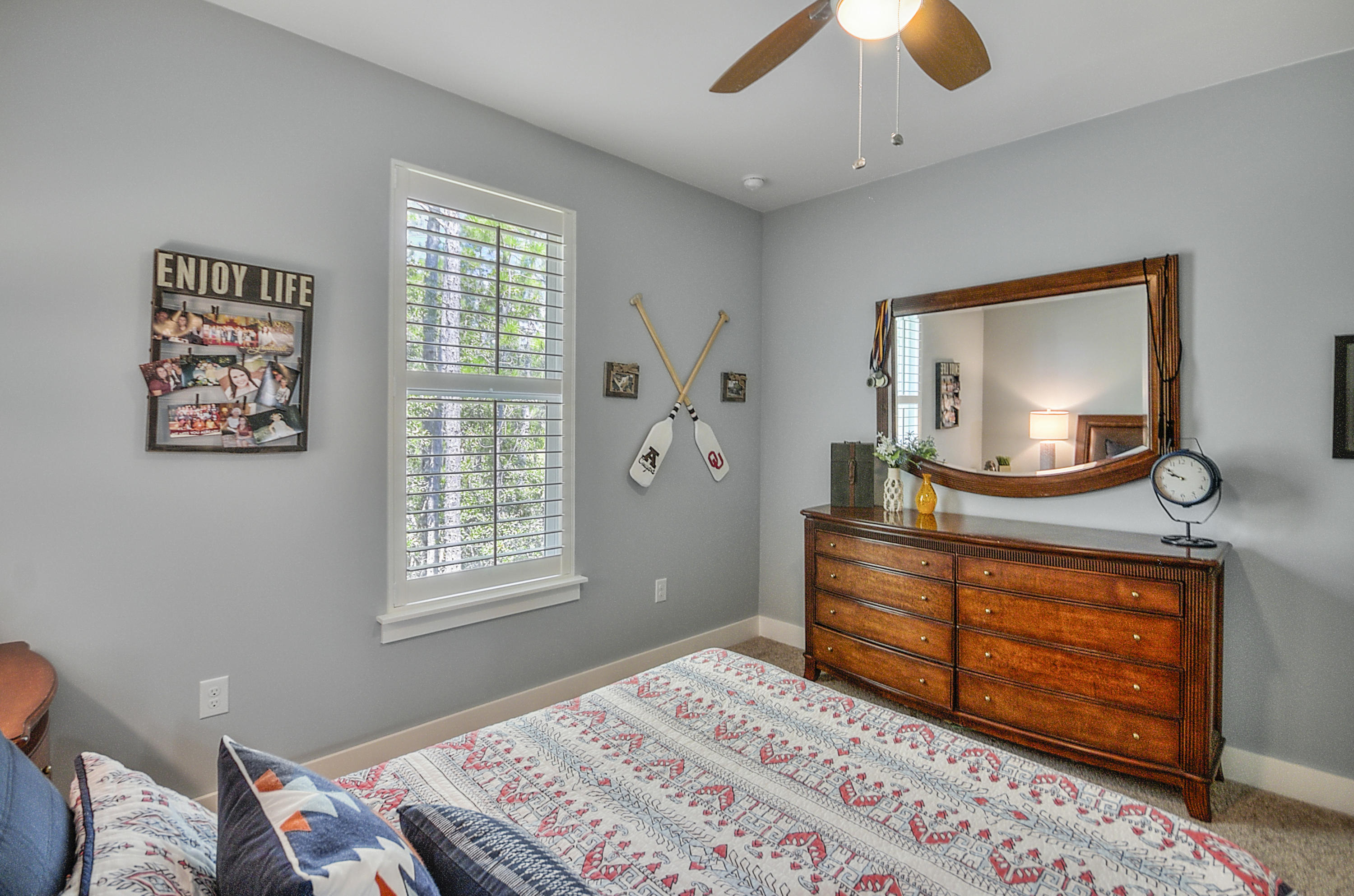 PARADISE COVE - Residential