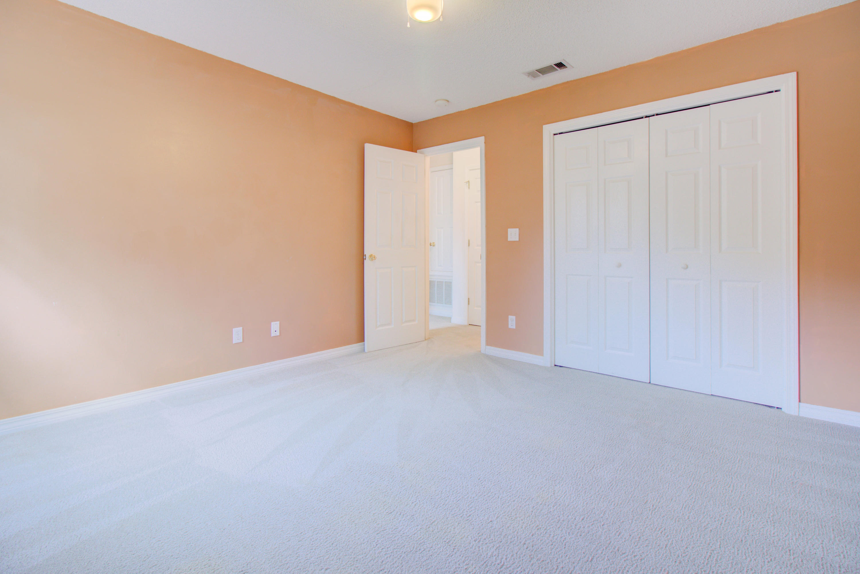 CAMBRIDGE VILLAGE T/H - Residential