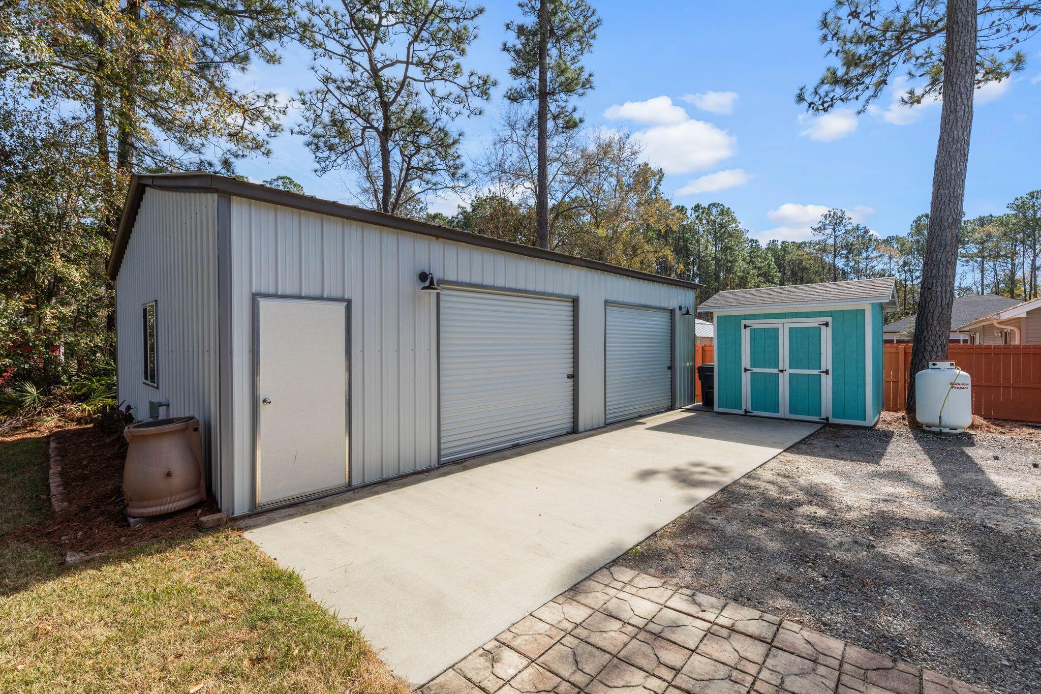 Emerald Shores - Residential