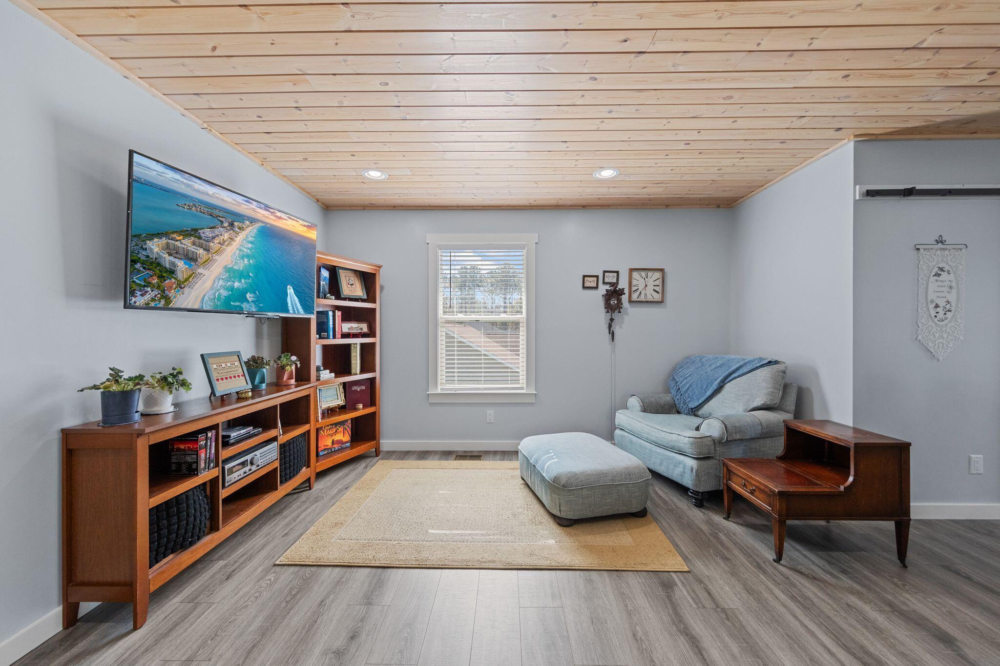 Emerald Shores - Residential