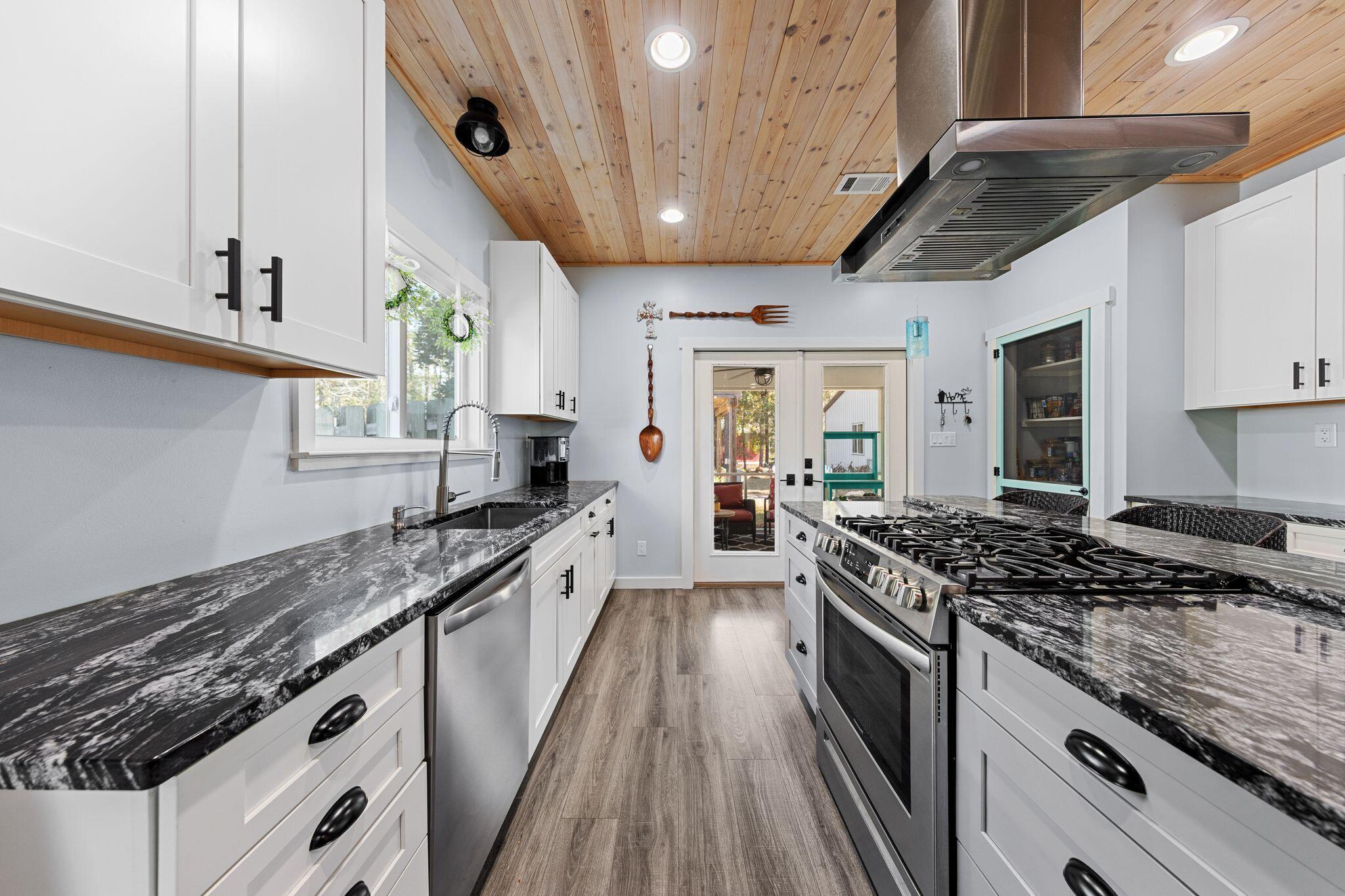 Emerald Shores - Residential