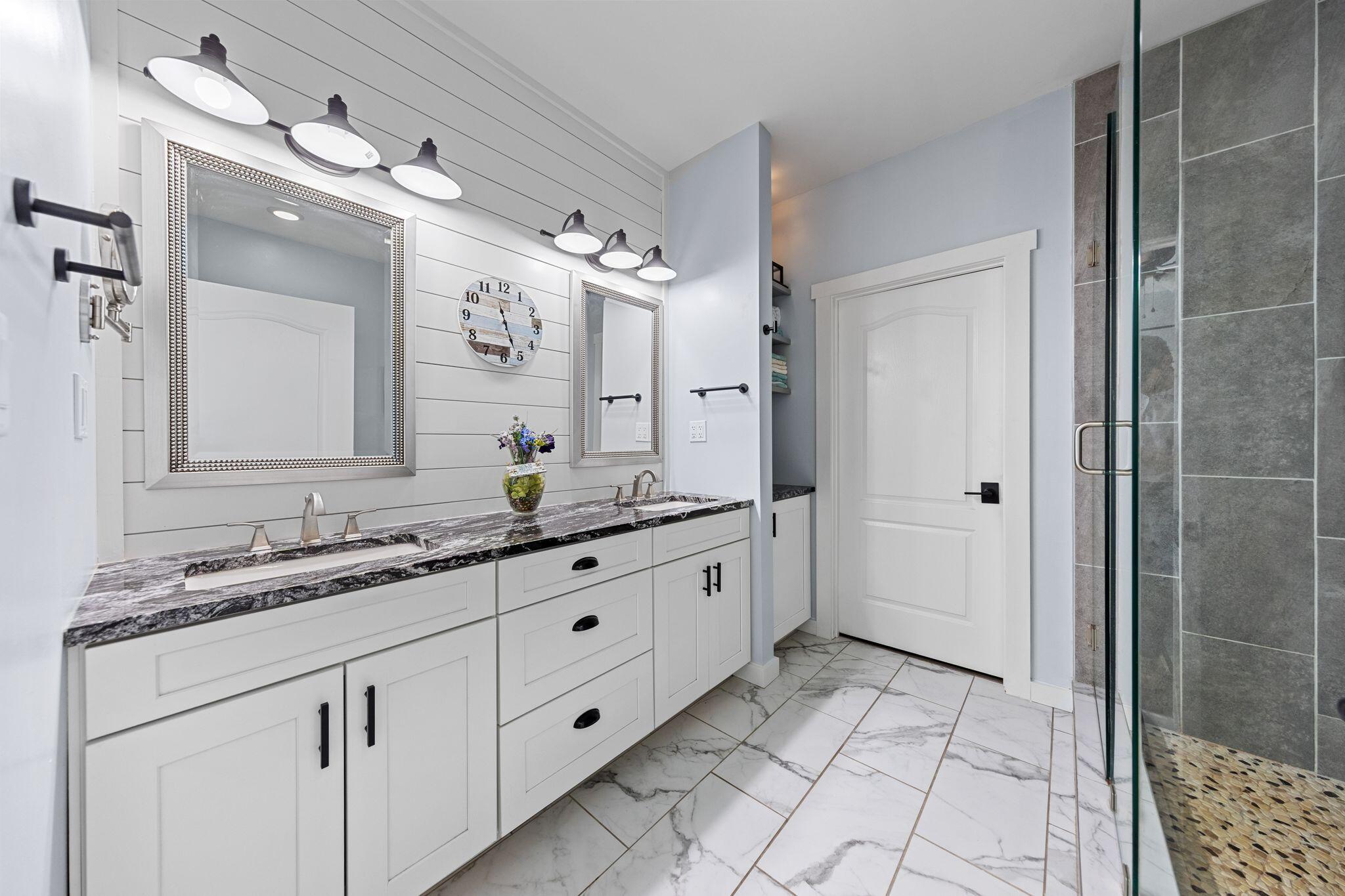 Emerald Shores - Residential