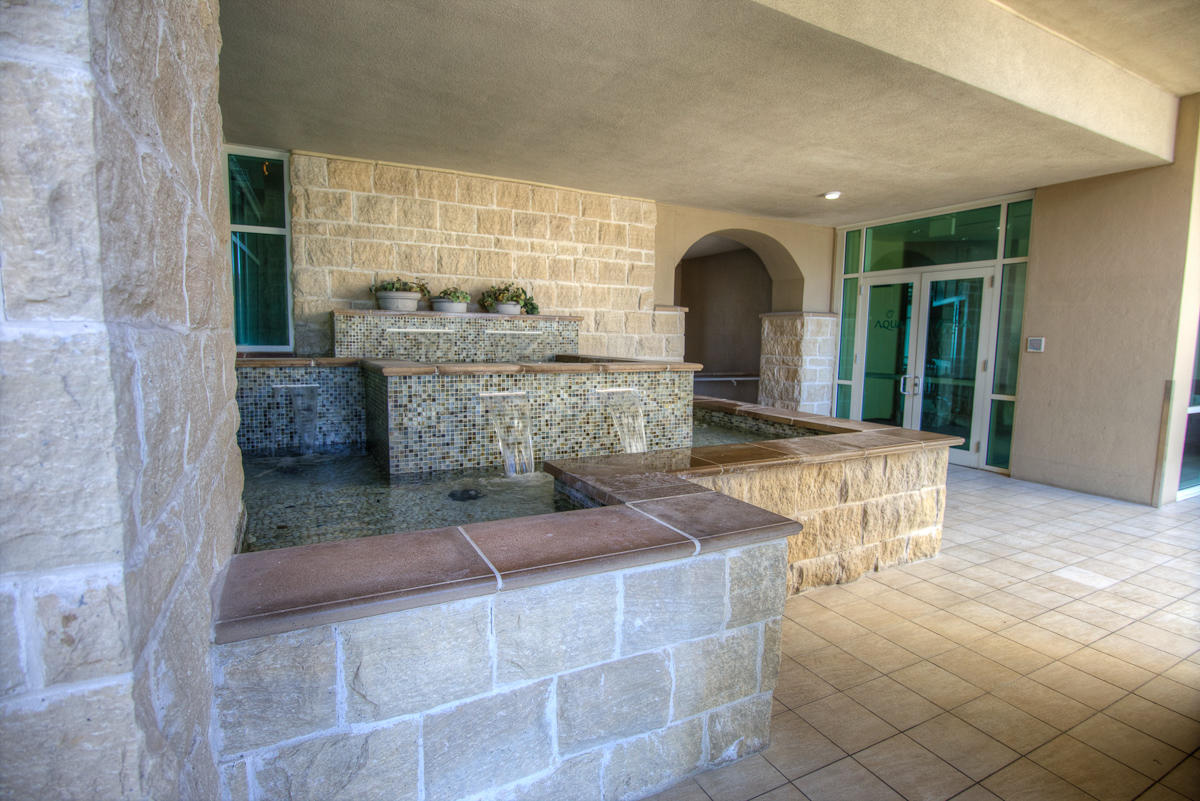 aqua condo - Residential