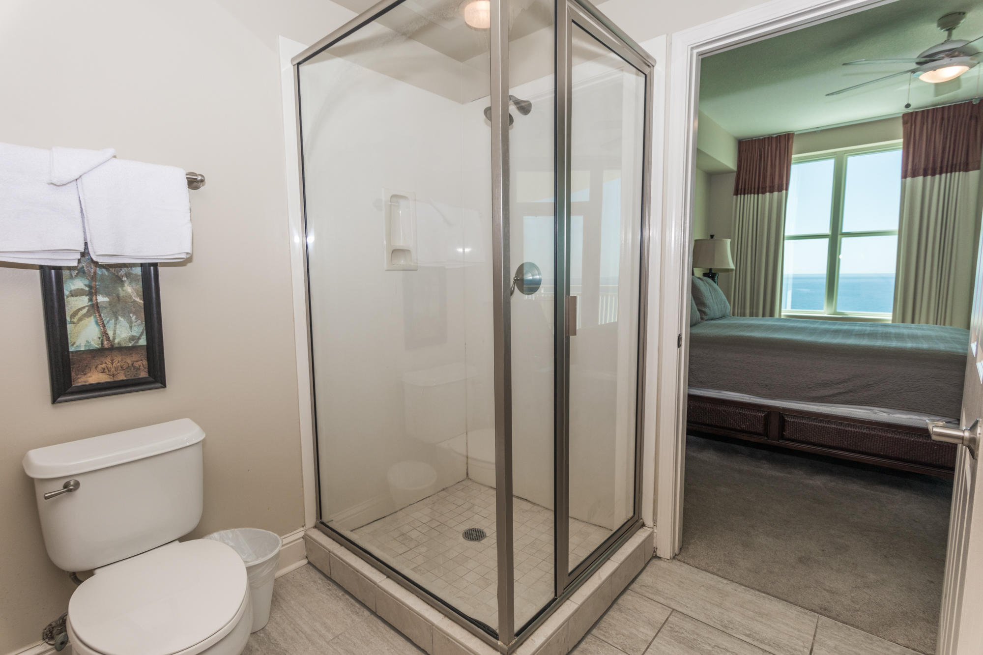 aqua condo - Residential