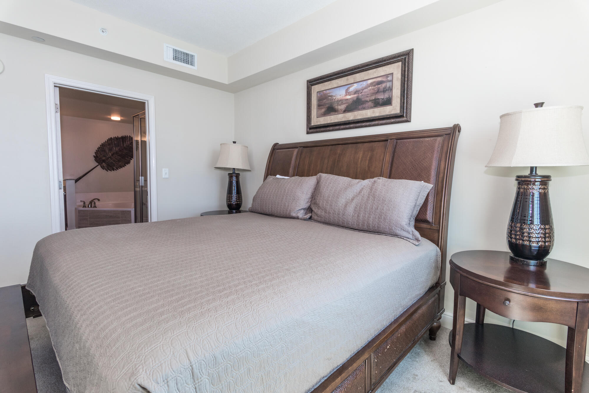 aqua condo - Residential