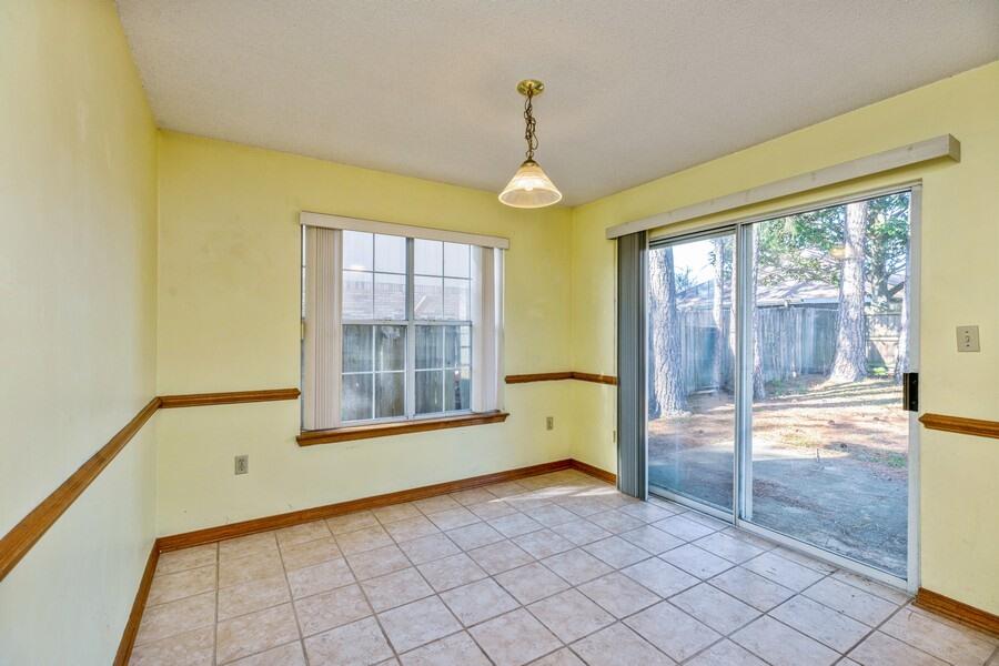 VILLAGE WEST - Residential