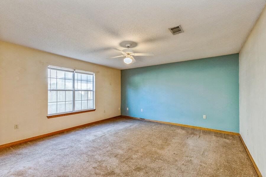 VILLAGE WEST - Residential