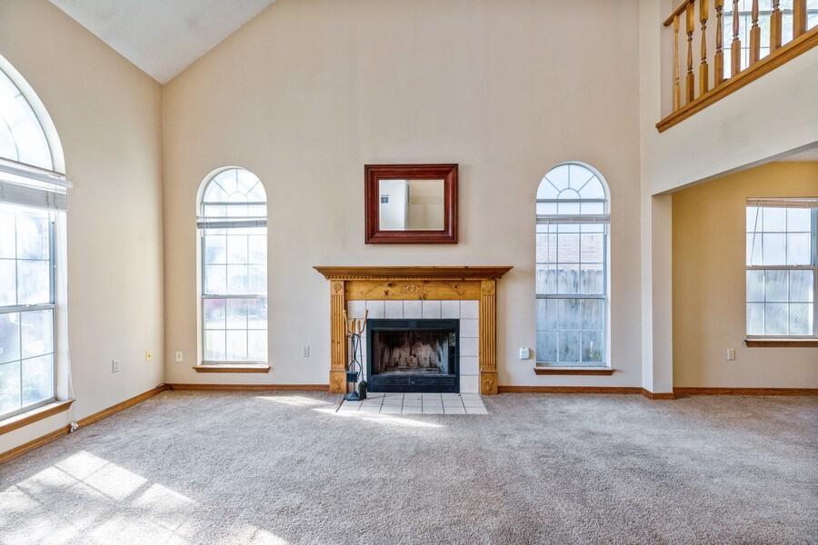 VILLAGE WEST - Residential