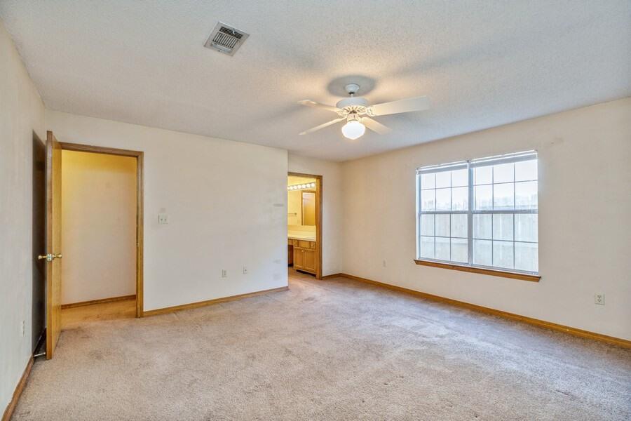 VILLAGE WEST - Residential