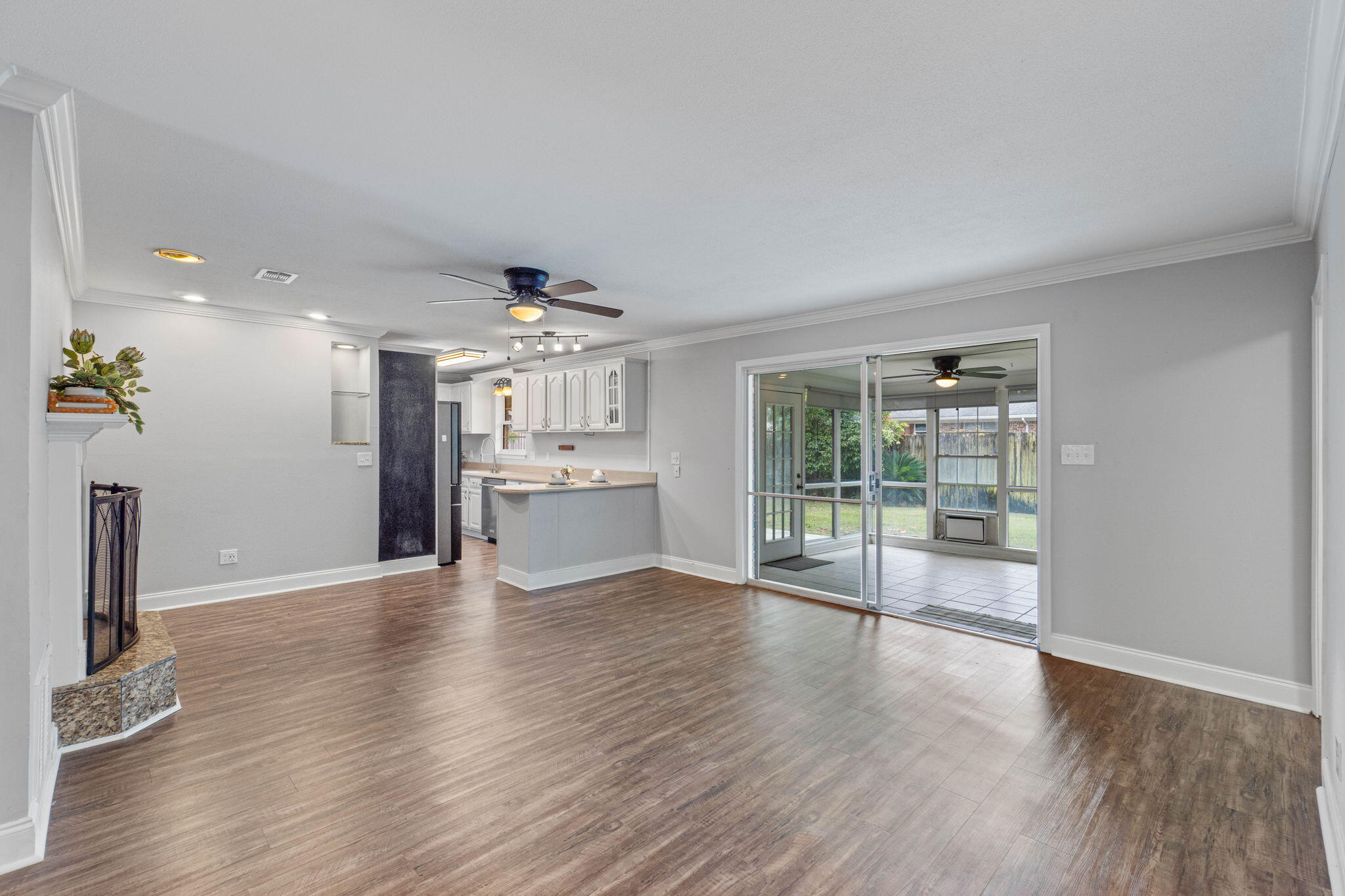 BAYOU WOODS 2ND ADDN - Residential