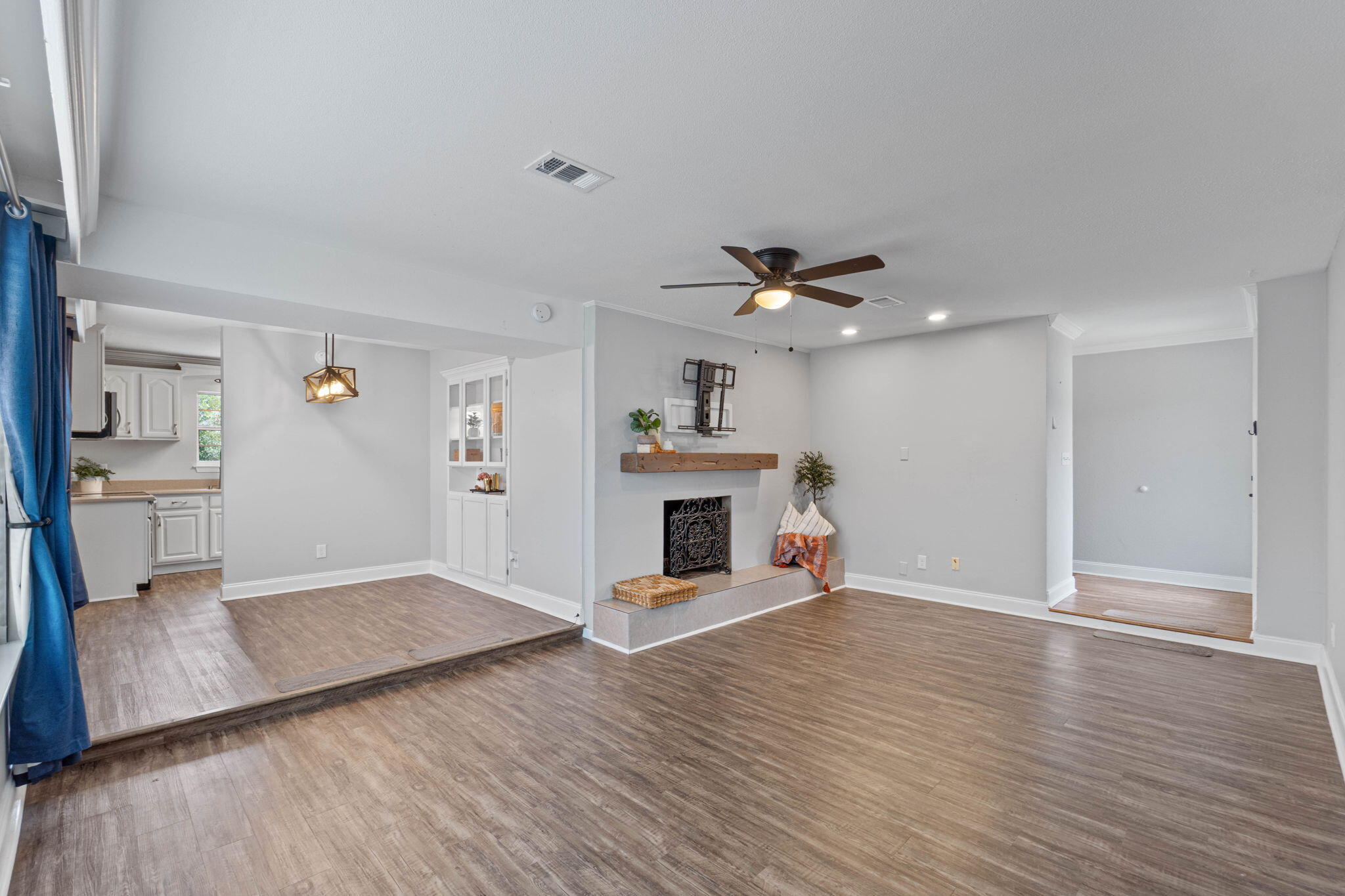 BAYOU WOODS 2ND ADDN - Residential