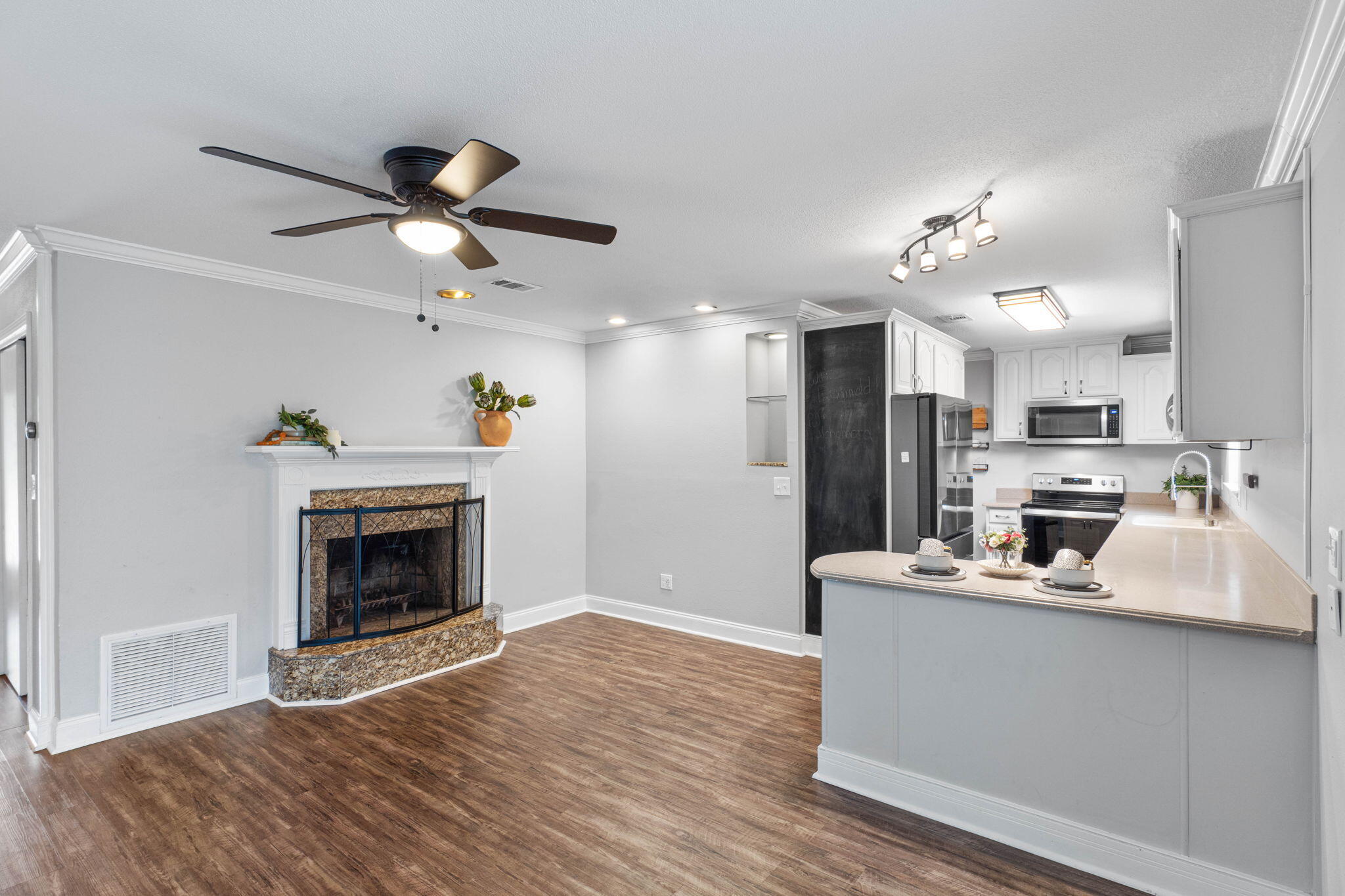 BAYOU WOODS 2ND ADDN - Residential