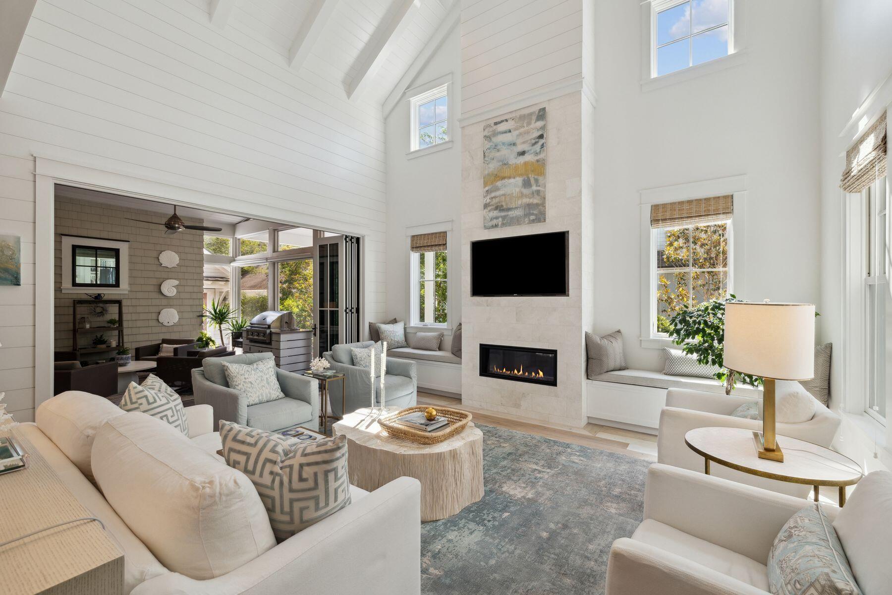 77 Salt Box Lane