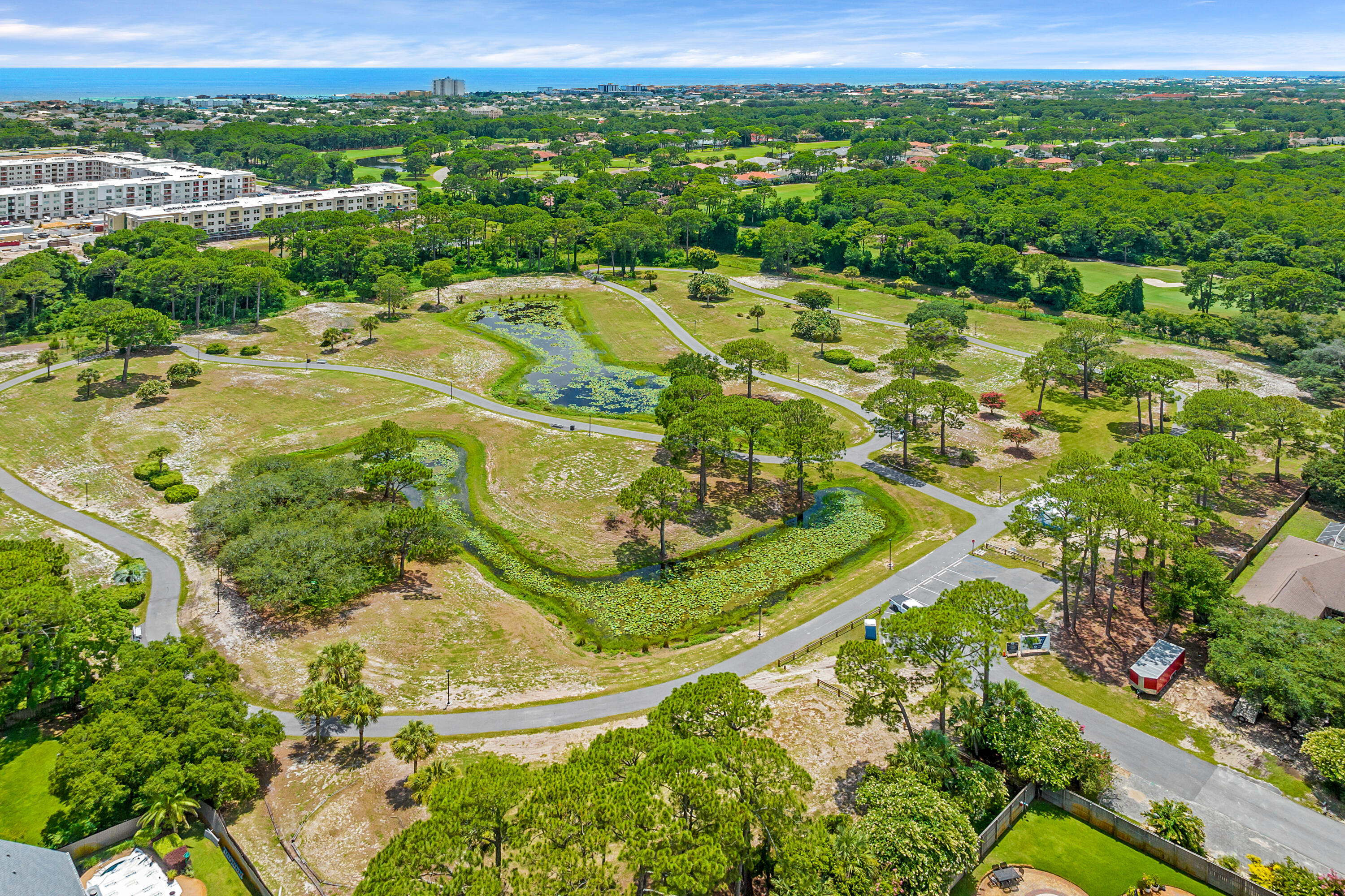 HOLIDAY SHORES ESTATES - Residential
