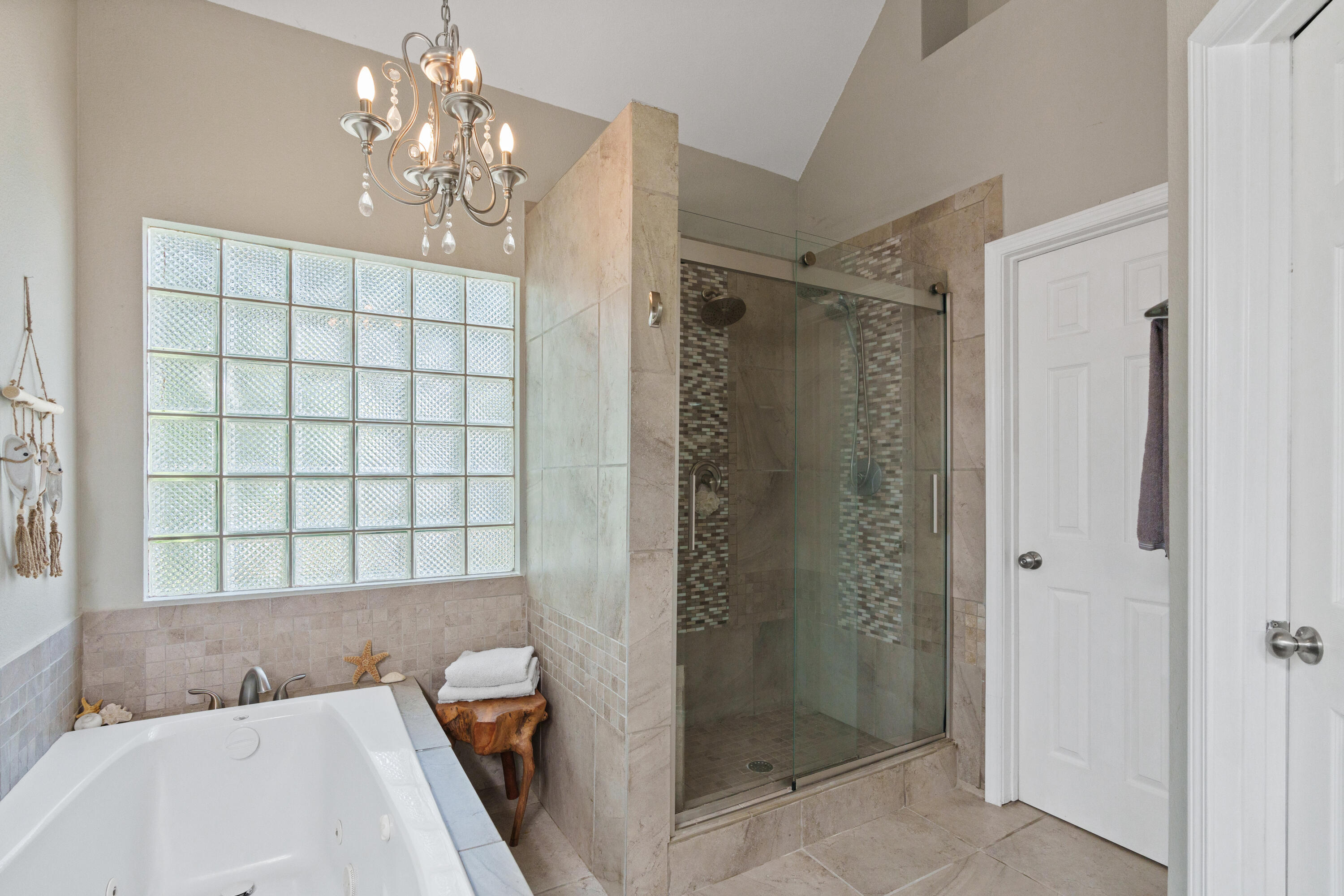 HOLIDAY SHORES ESTATES - Residential