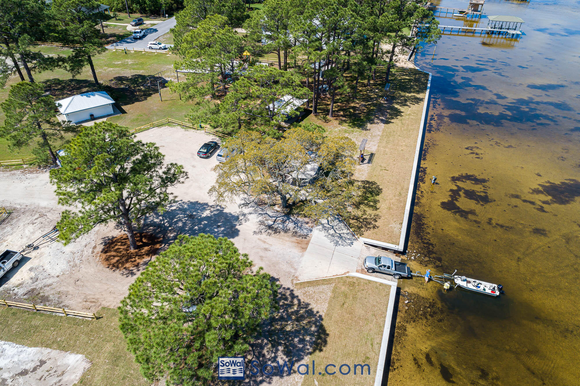 HOLIDAY SHORES ESTATES - Residential