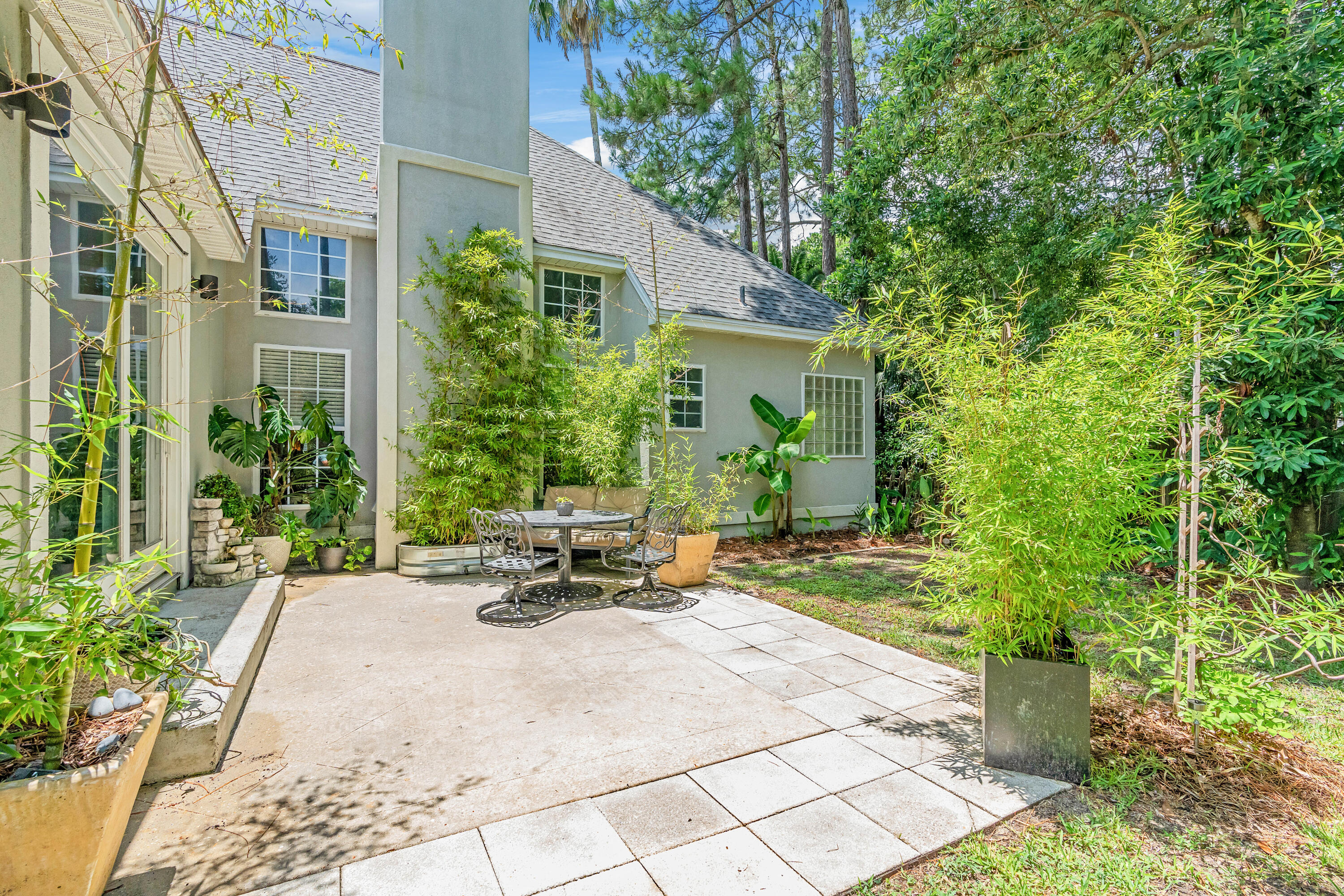 HOLIDAY SHORES ESTATES - Residential