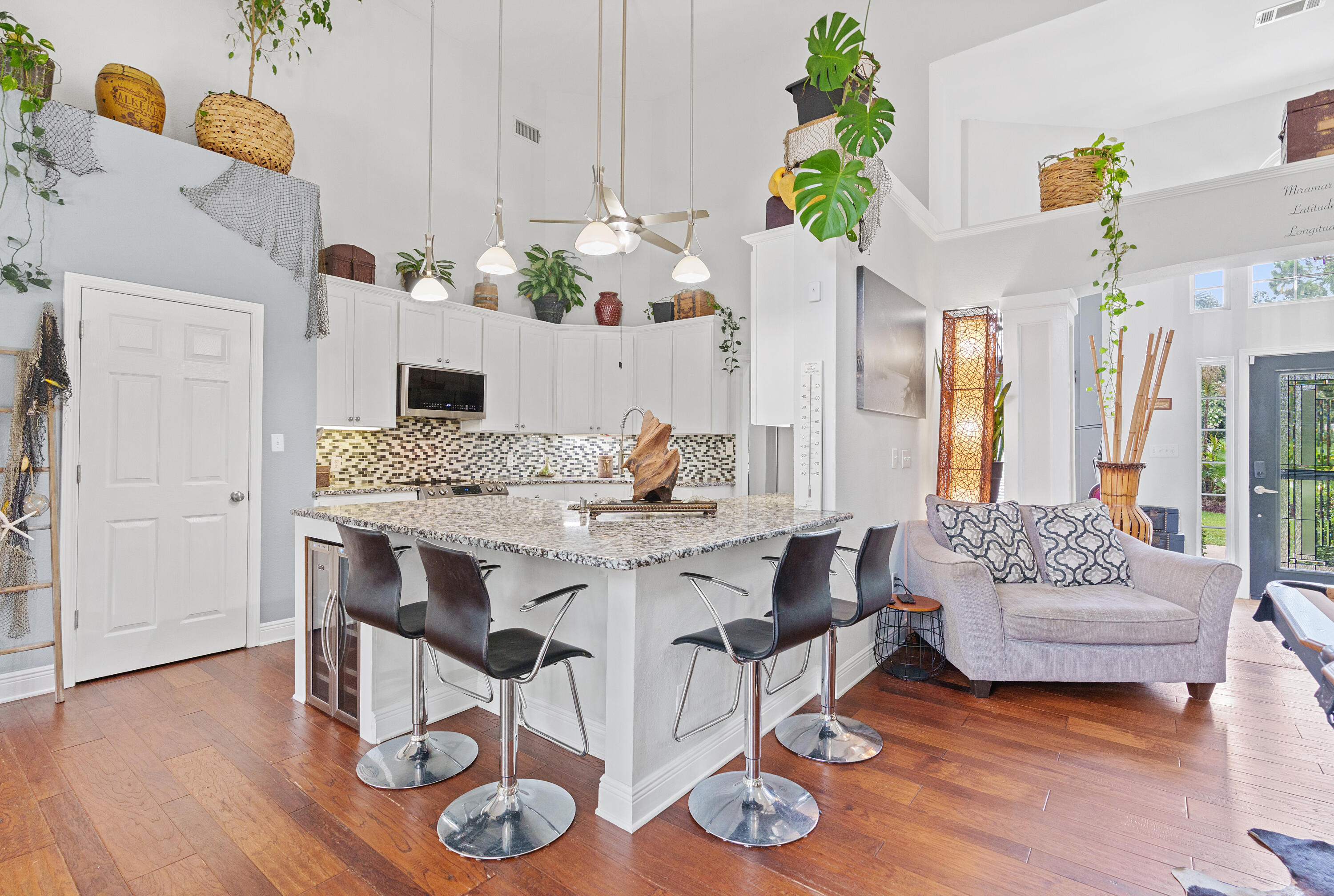 HOLIDAY SHORES ESTATES - Residential