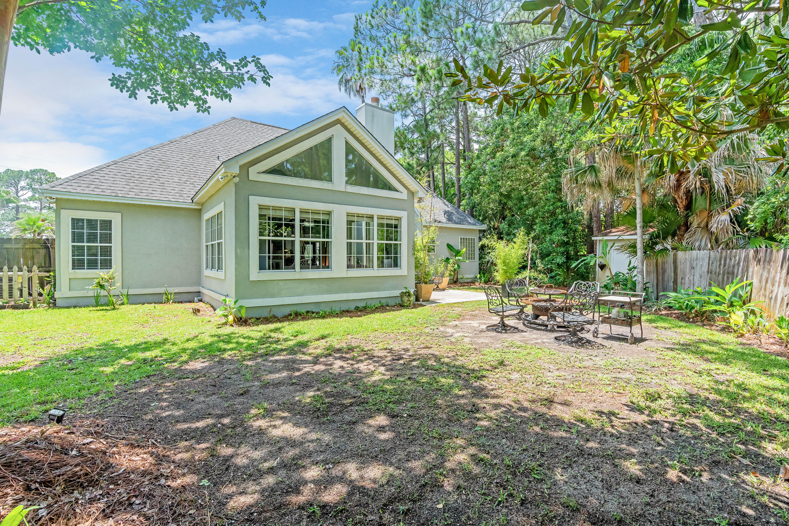 HOLIDAY SHORES ESTATES - Residential