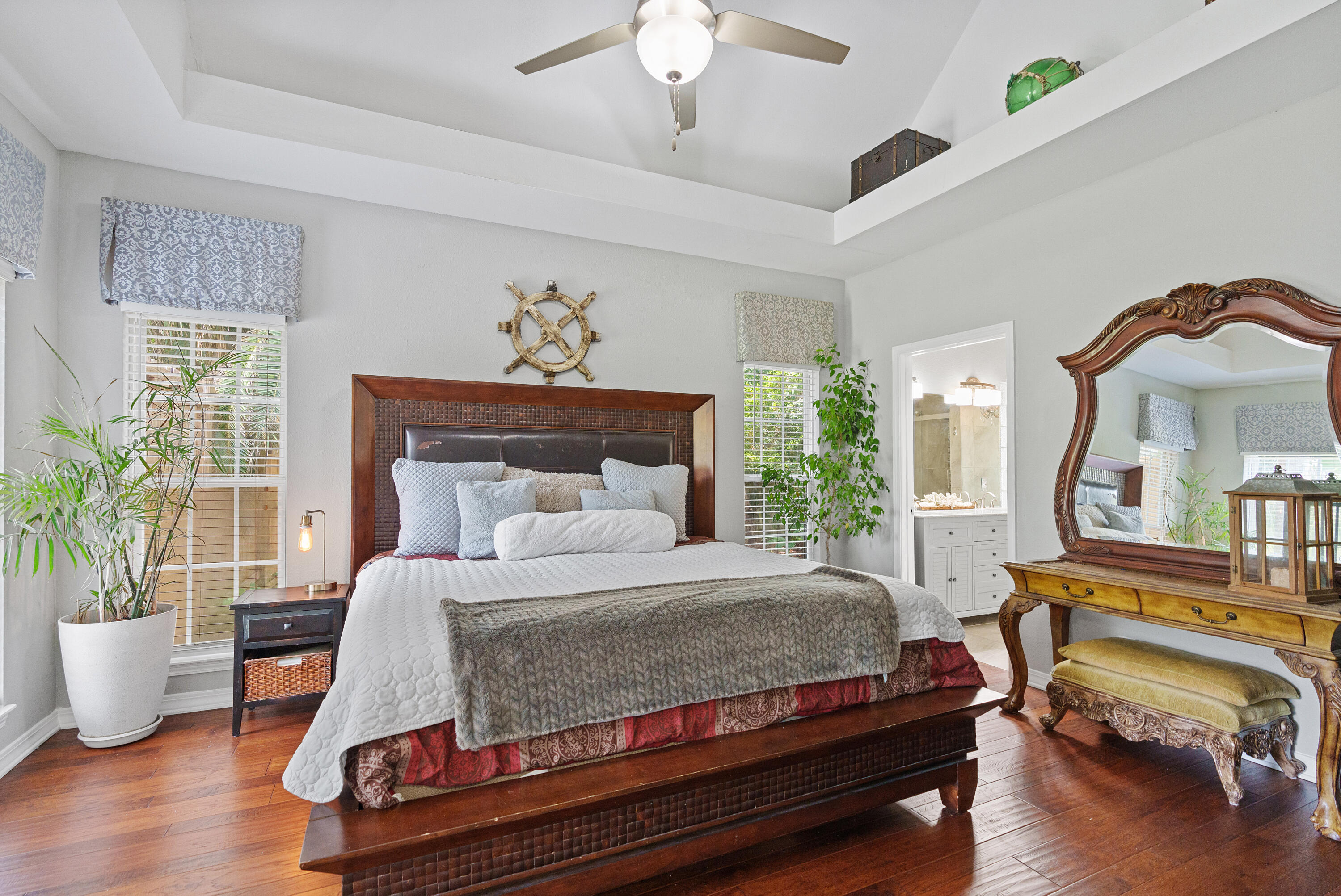 HOLIDAY SHORES ESTATES - Residential