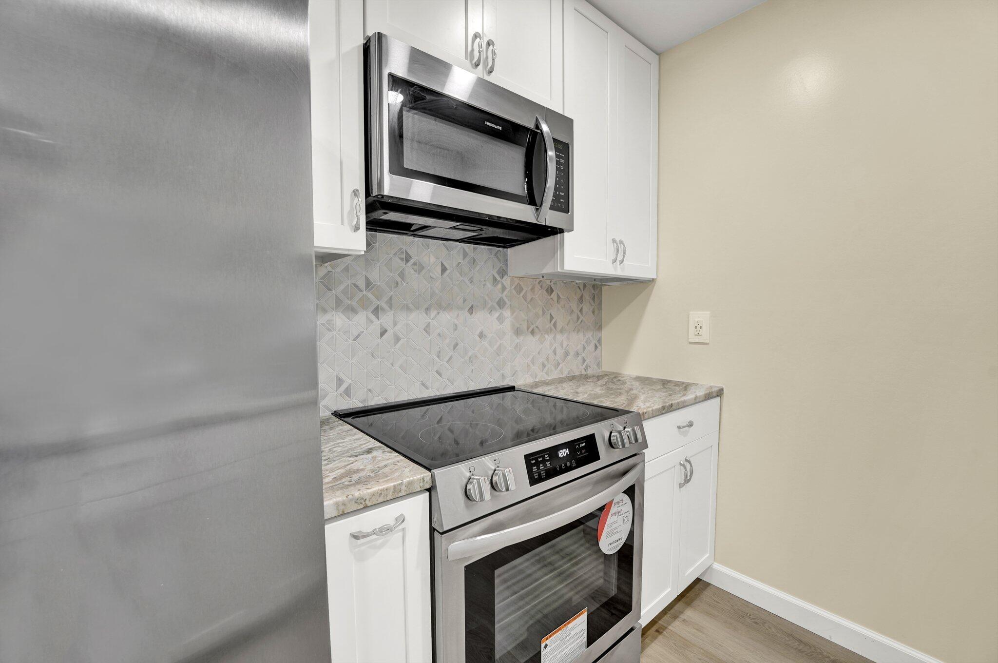 SEABREEZE 3RD ADDN - Residential