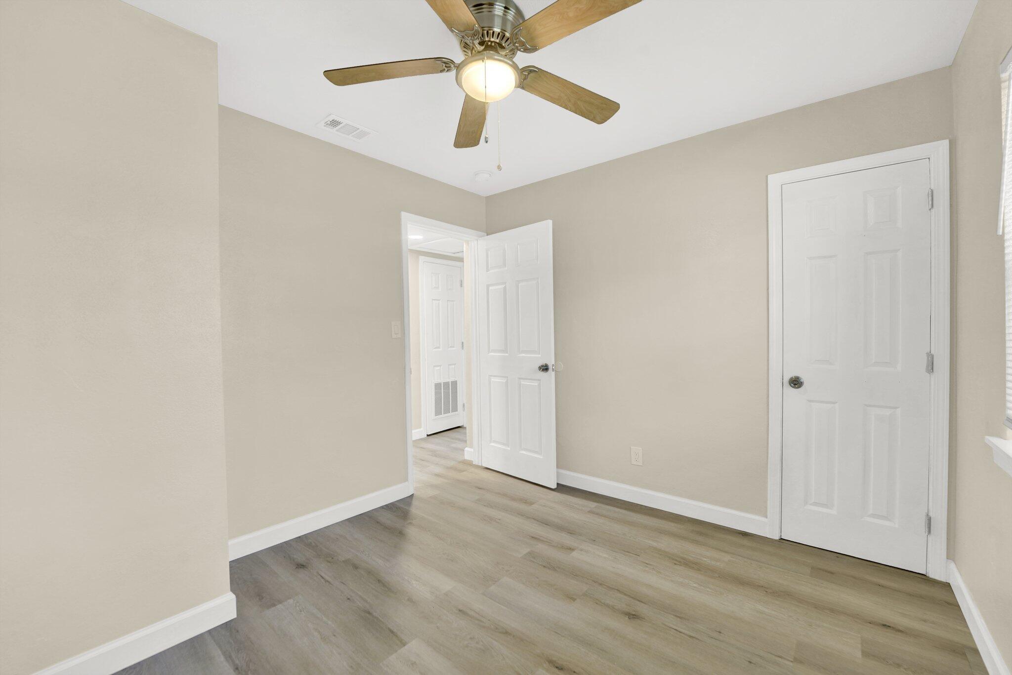 SEABREEZE 3RD ADDN - Residential