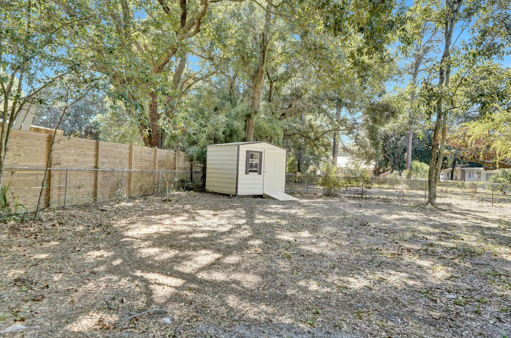 SEABREEZE 3RD ADDN - Residential