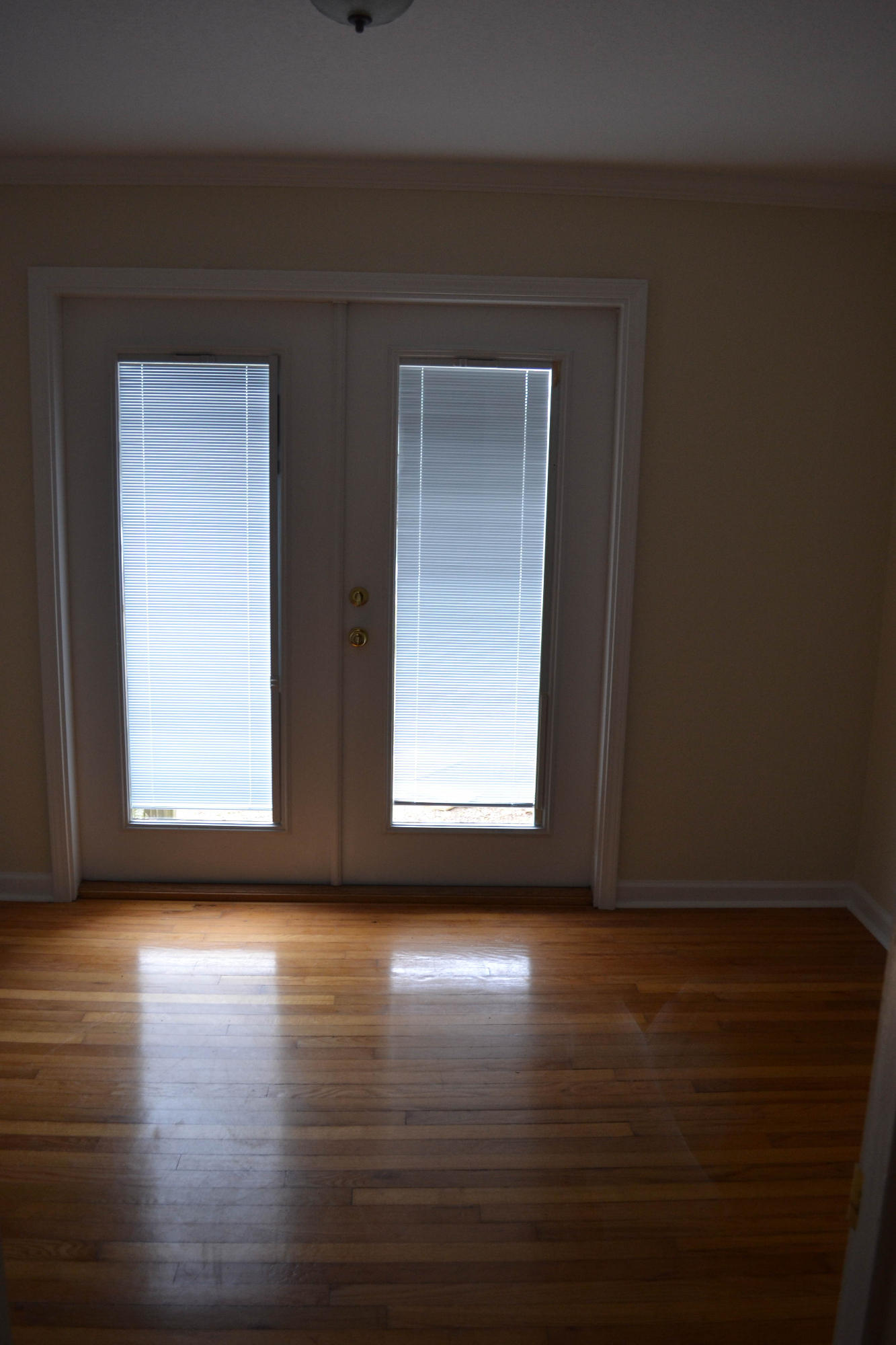 GARNIER BEACH LOT 18 BLK 3 - Residential