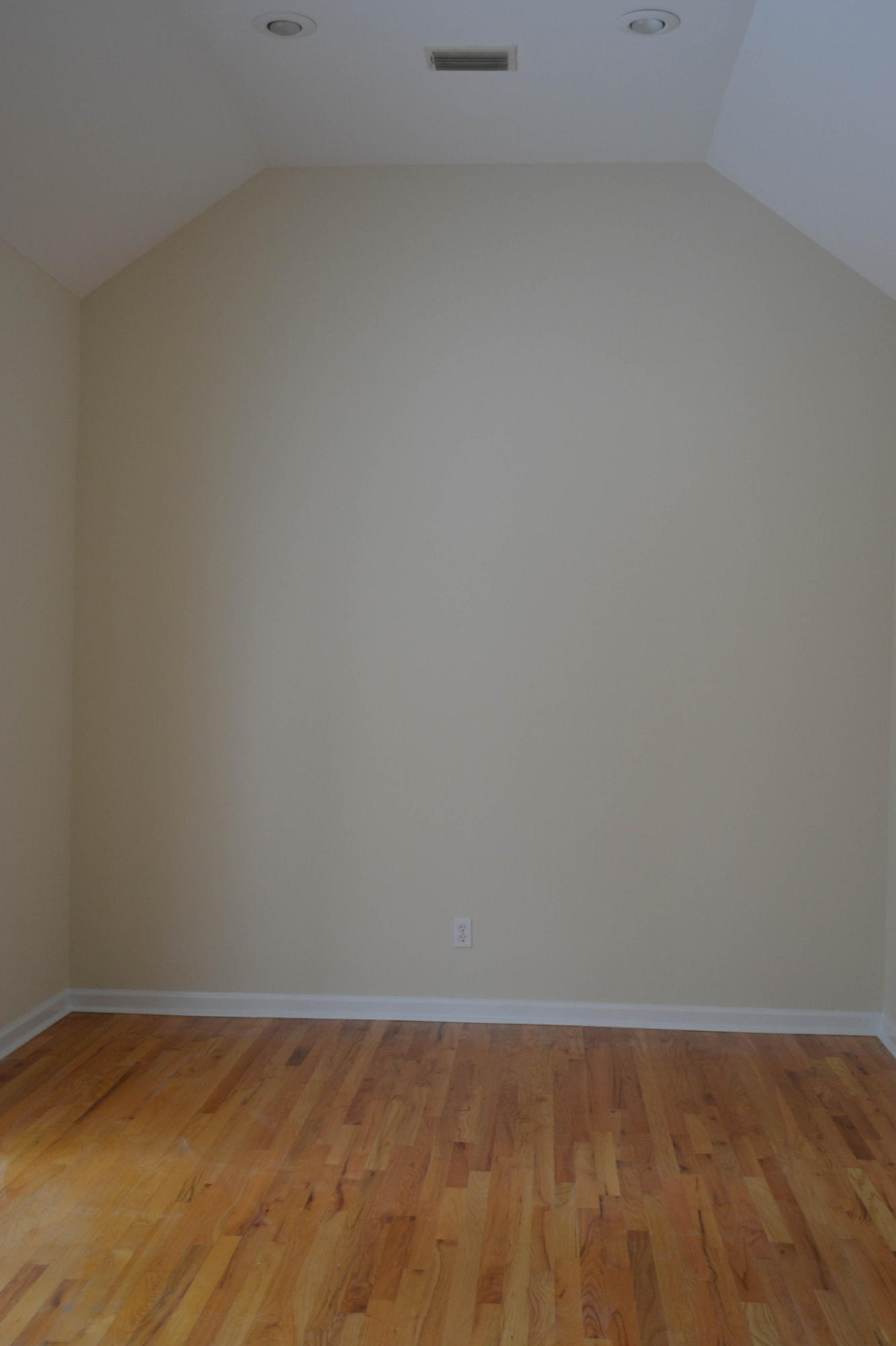 GARNIER BEACH LOT 18 BLK 3 - Residential