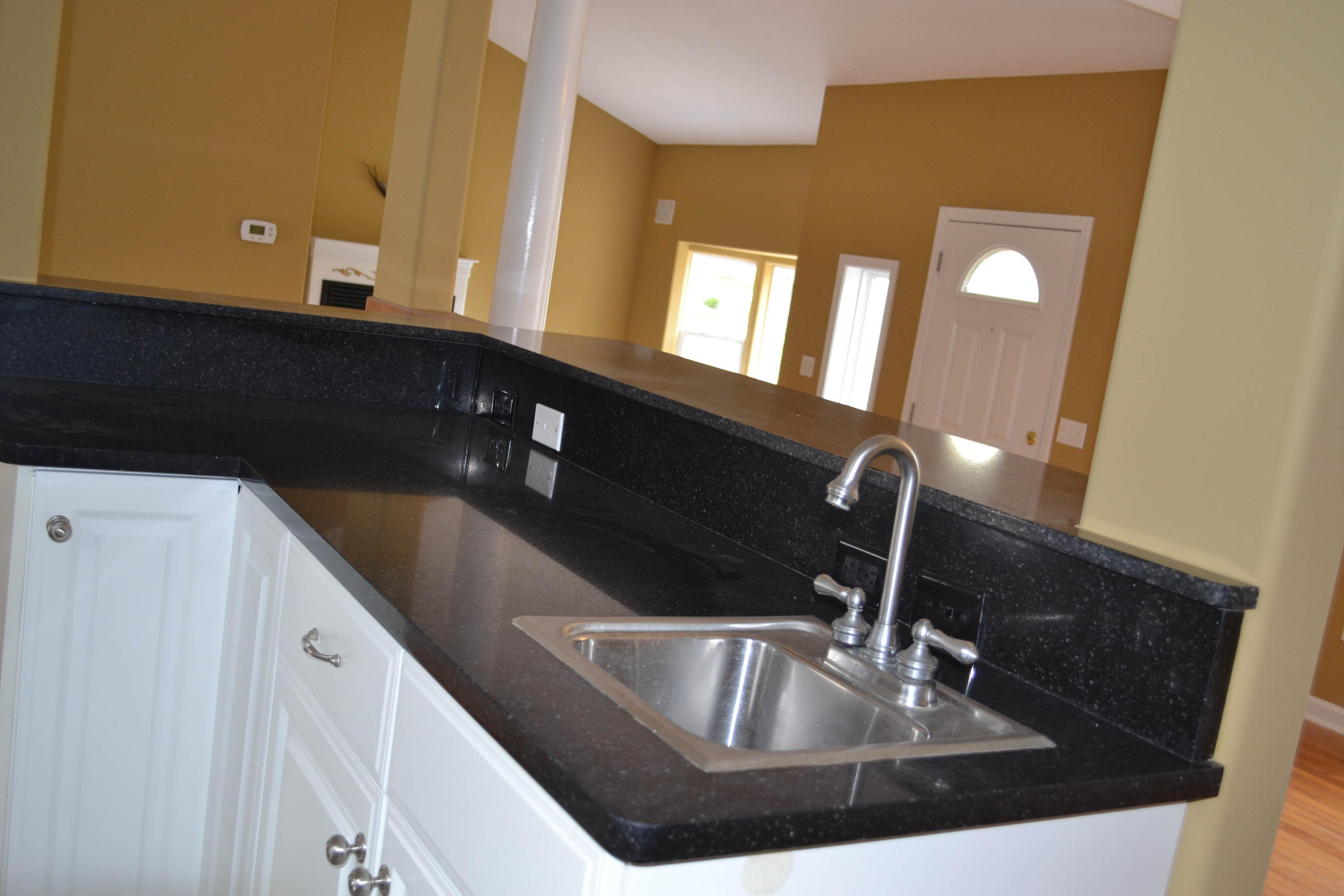 GARNIER BEACH LOT 18 BLK 3 - Residential