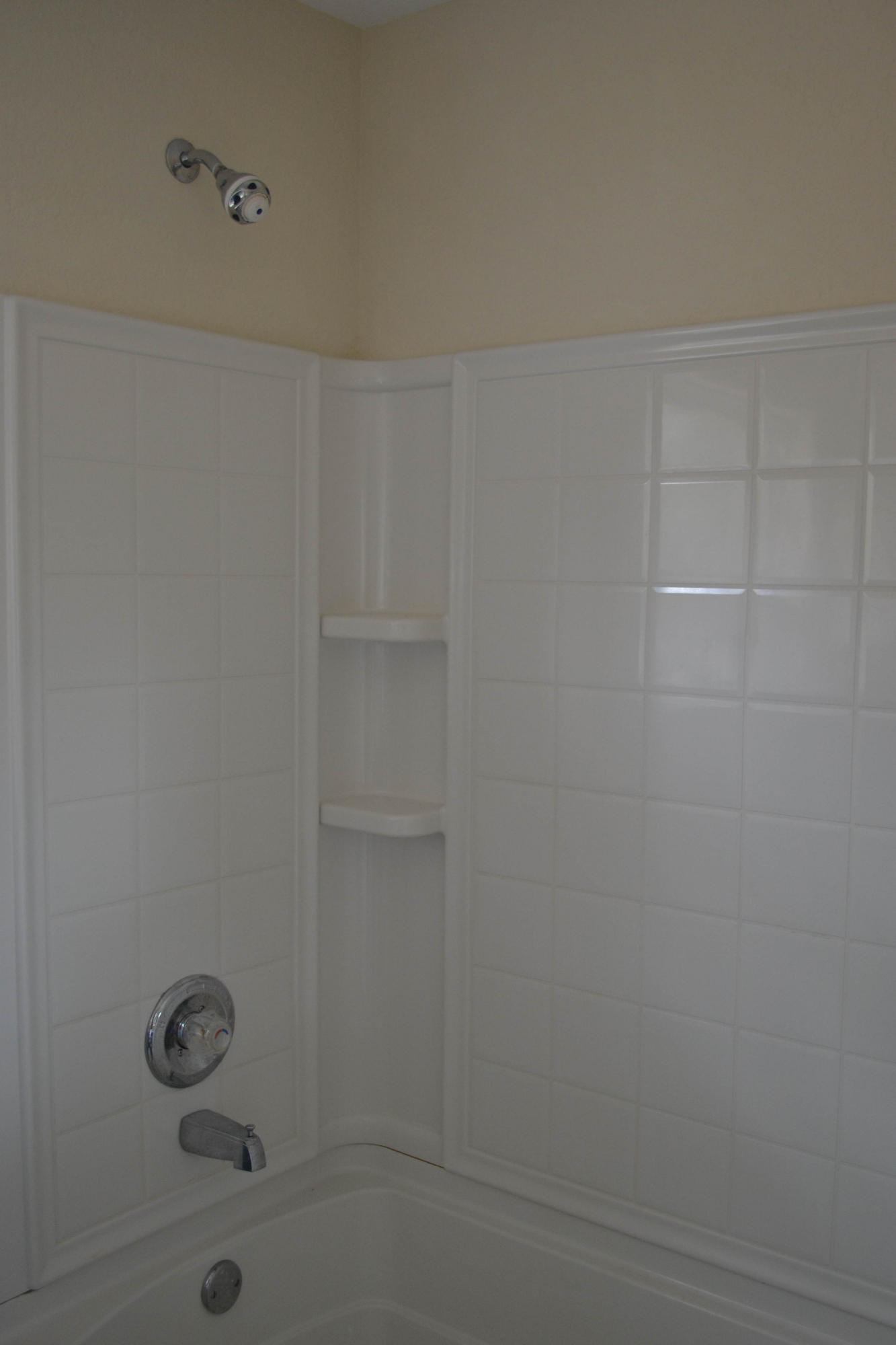 GARNIER BEACH LOT 18 BLK 3 - Residential