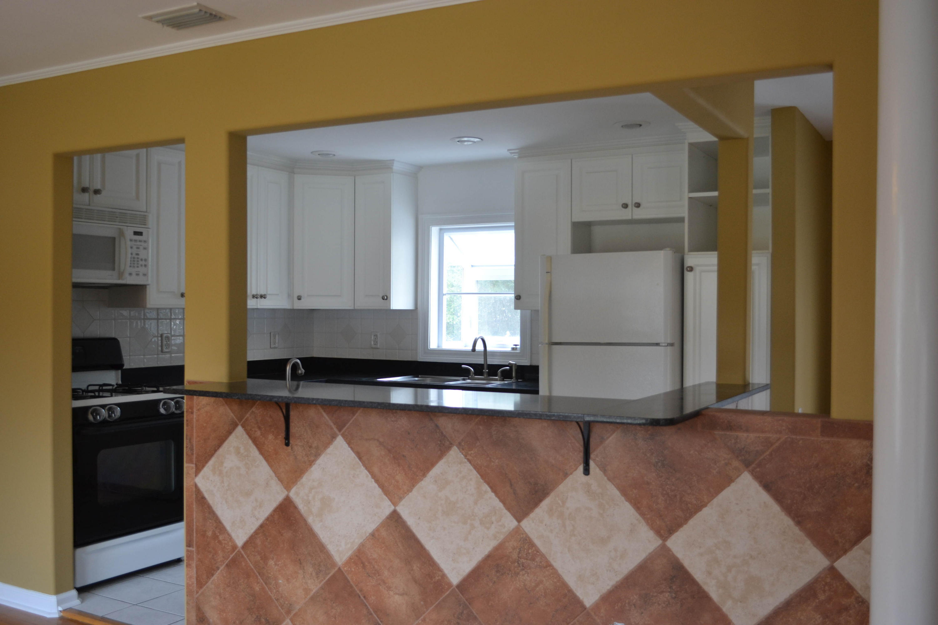 GARNIER BEACH LOT 18 BLK 3 - Residential