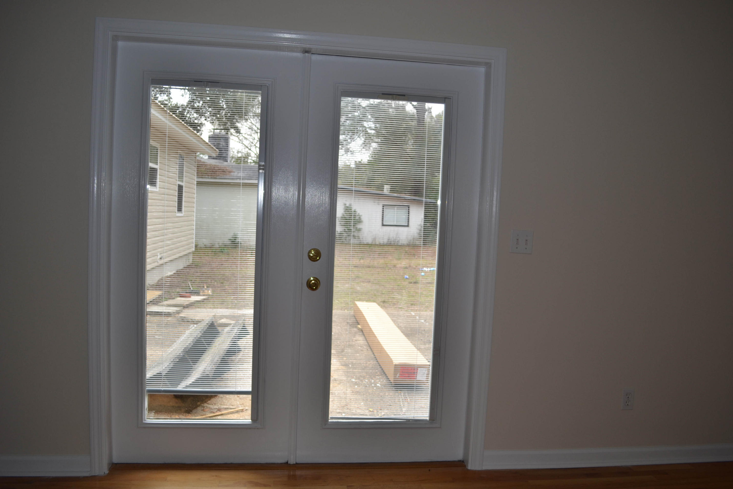 GARNIER BEACH LOT 18 BLK 3 - Residential