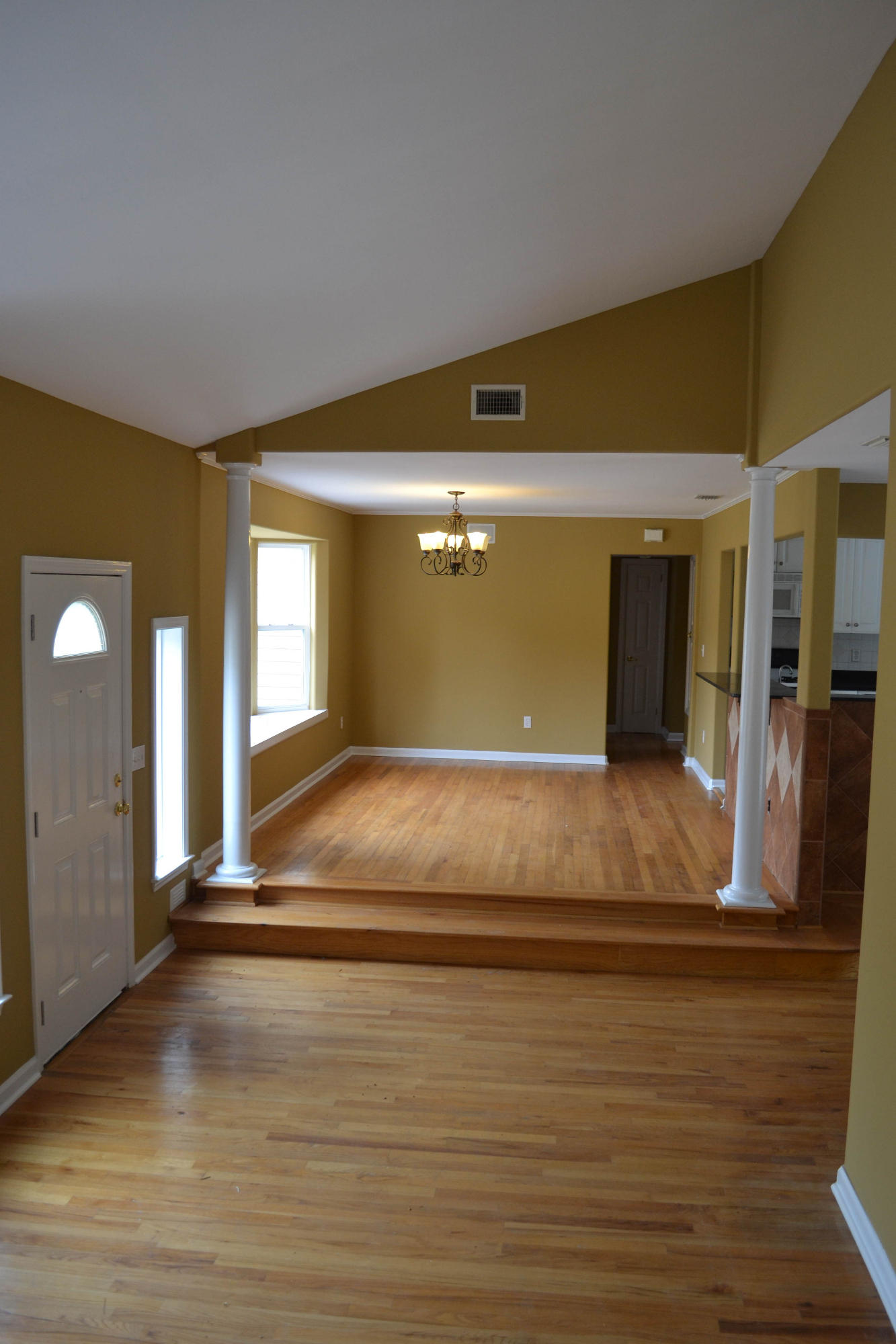 GARNIER BEACH LOT 18 BLK 3 - Residential