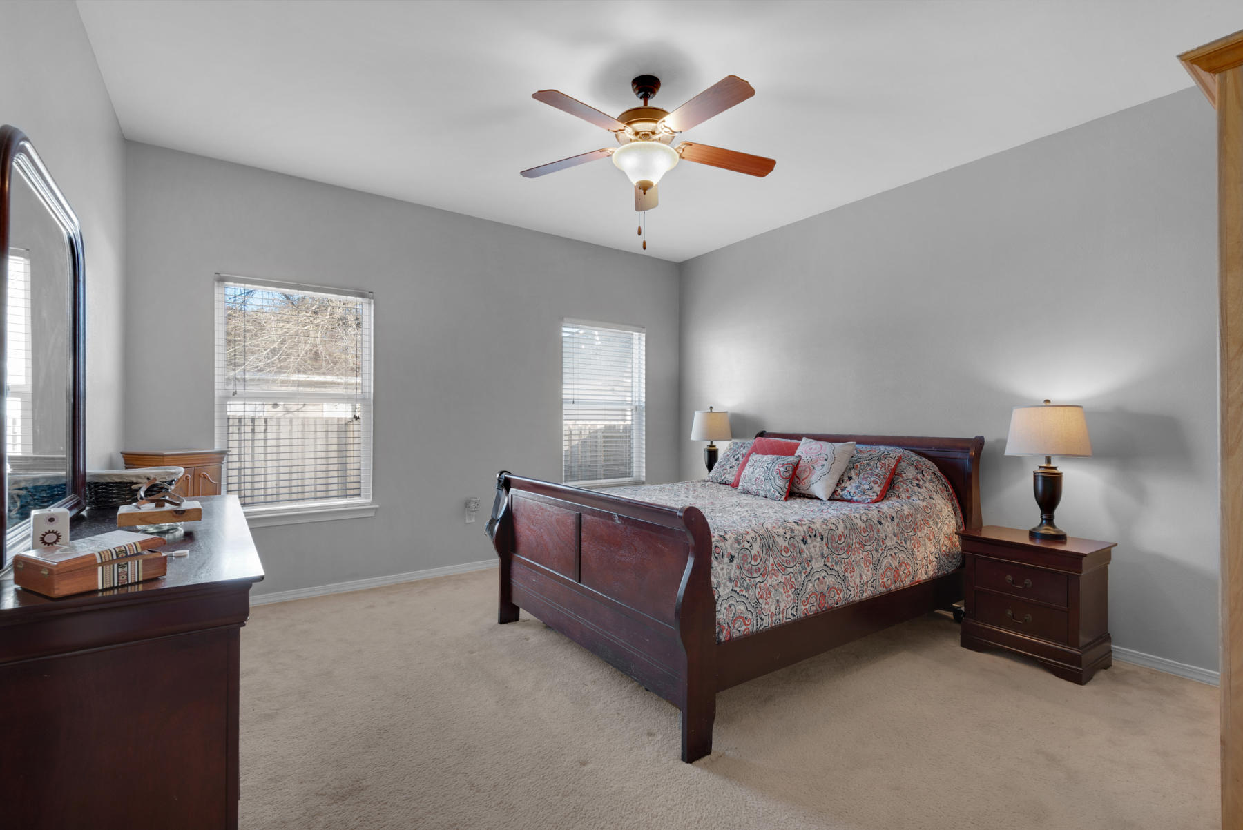 HERITAGE MANOR - Residential