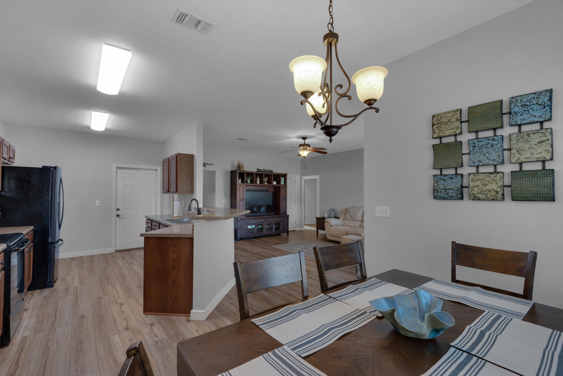 HERITAGE MANOR - Residential