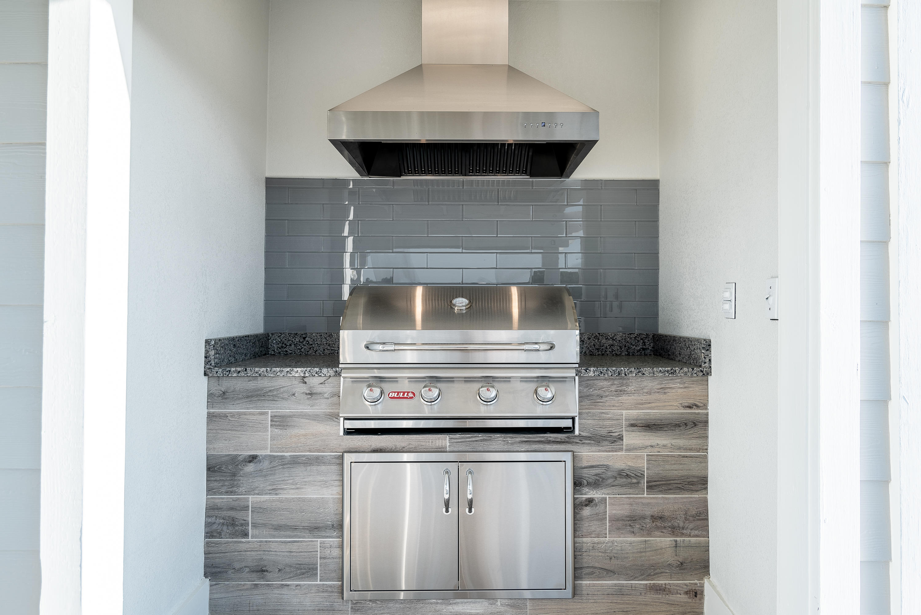 BLUE MOUNTAIN BEACH - Residential