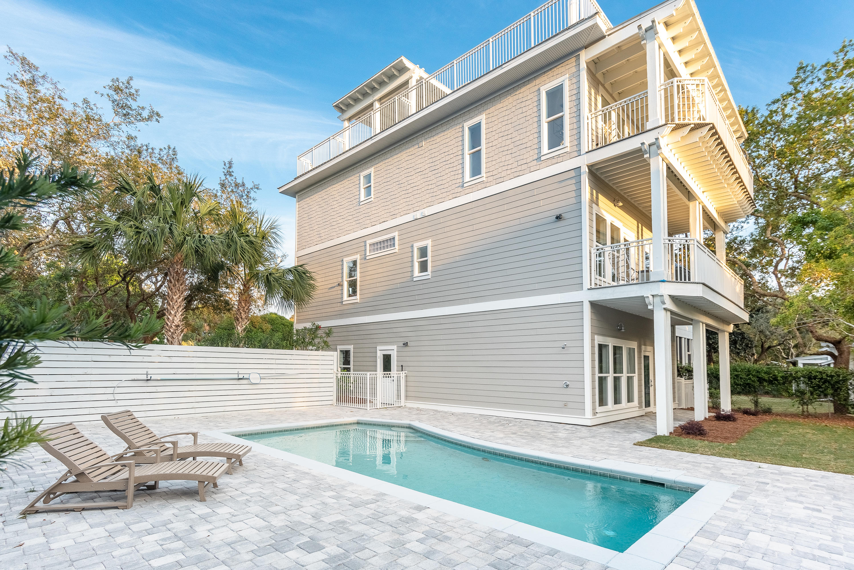 BLUE MOUNTAIN BEACH - Residential