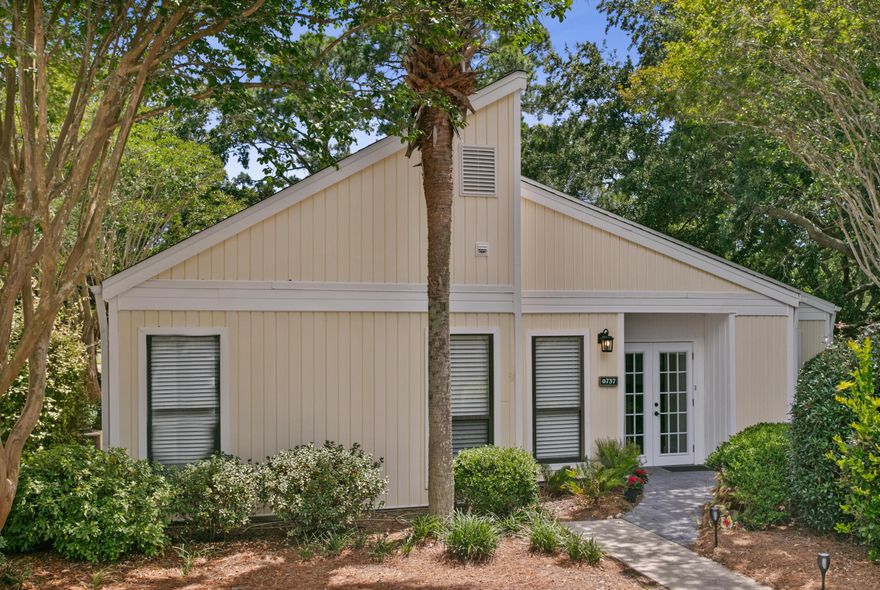 Pristine and newly renovated cottage in Sandestin's Sandpiper Village. From new additions to fresh paint and chic furnishings, every inch of this home has been updated. Tucked away in a cul-de-sac, this golf course perched home has an incredibly peaceful setting. As you enter through the brand new addition that created a new foyer and dining space, you are greeted with a vaulted ceiling and a bright and open floor plan. The stunning kitchen features new quartz countertops, new appliances, a 5 seat breakfast bar, and a gorgeous tile backsplash. The living room was also expanded to create a spacious room perfect for entertaining. The three bedrooms are also sizable and the bathrooms both have beautiful tile showers.