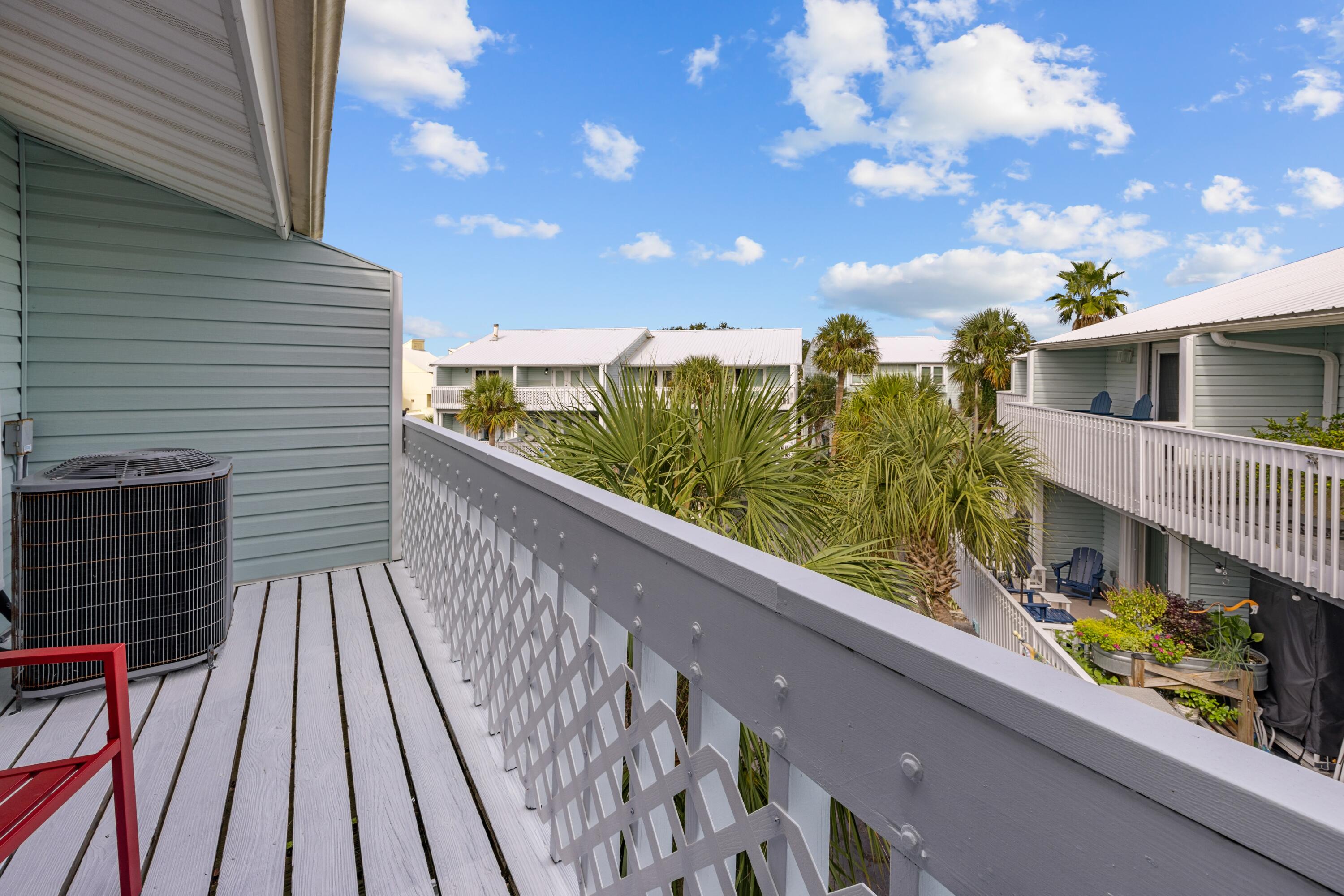 SANDCASTLE BEACH HOMES PH 1 - Residential