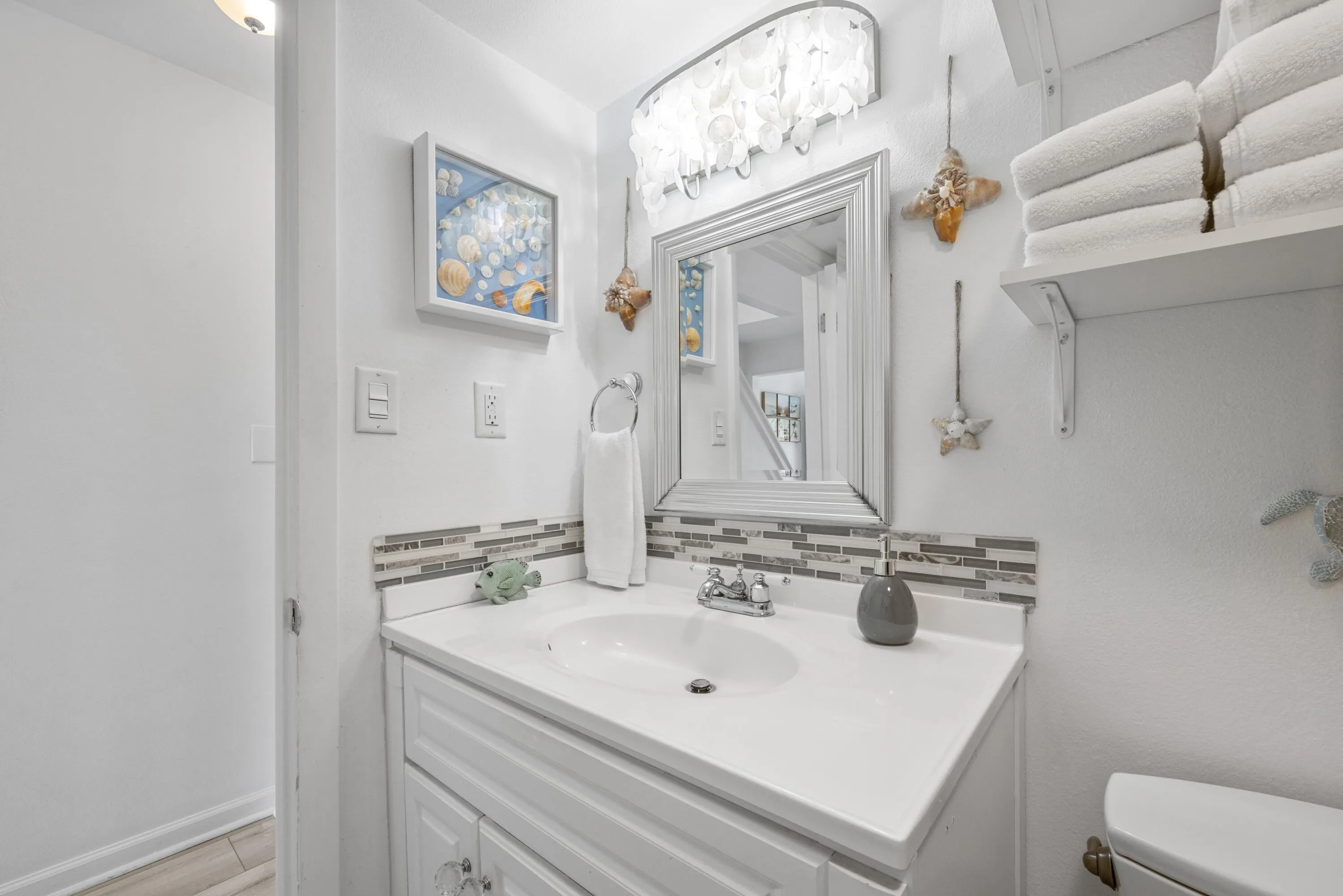 Navarre, Florida 32566, United States, 2 Bedrooms Bedrooms, ,2 BathroomsBathrooms,Residential,Active,226378