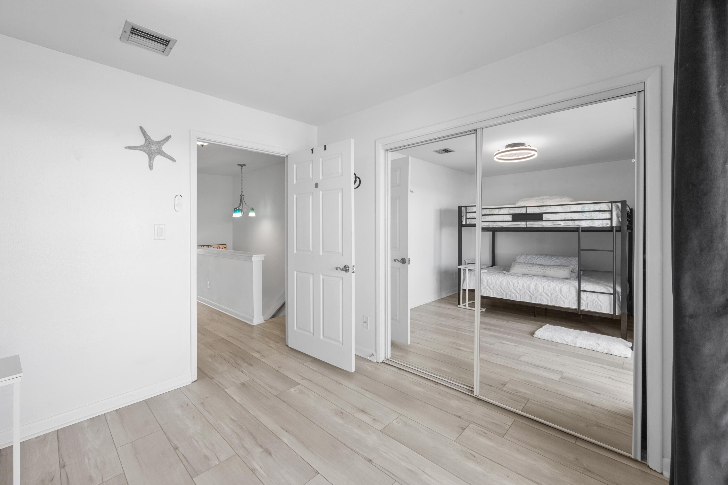 SANDCASTLE BEACH HOMES PH 1 - Residential