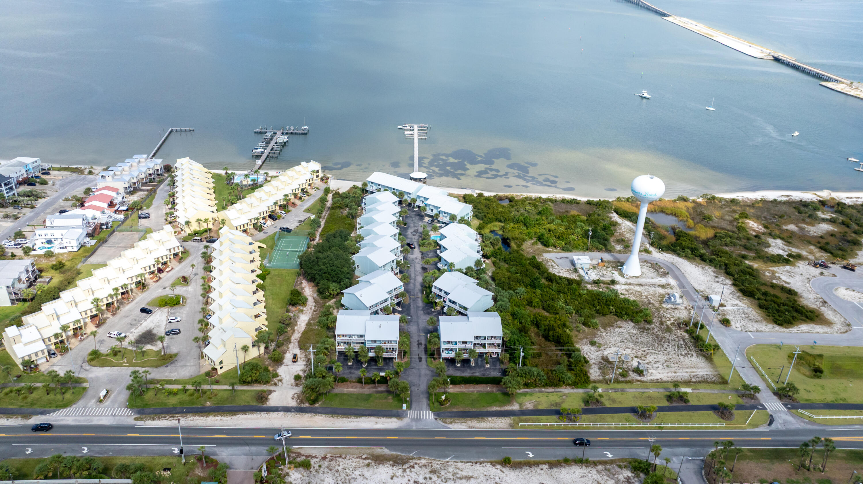 SANDCASTLE BEACH HOMES PH 1 - Residential