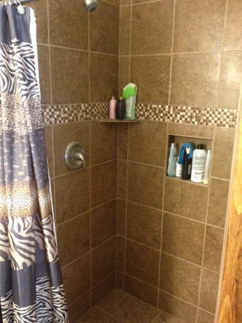 PINE MEADOWS 2ND ADDN - Residential