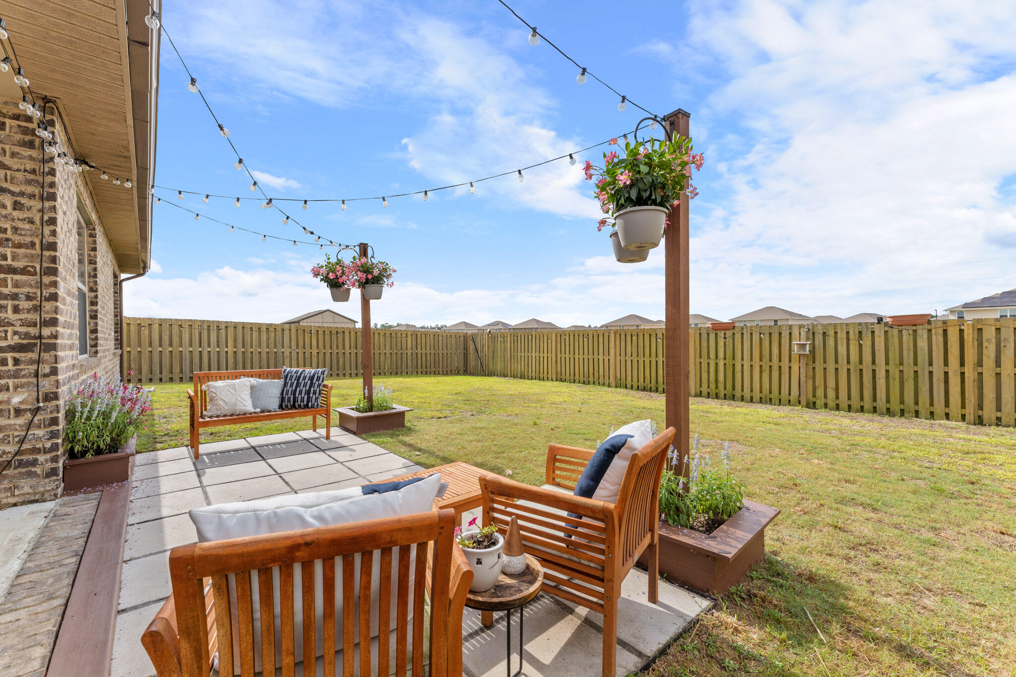 REDSTONE COMMONS - Residential