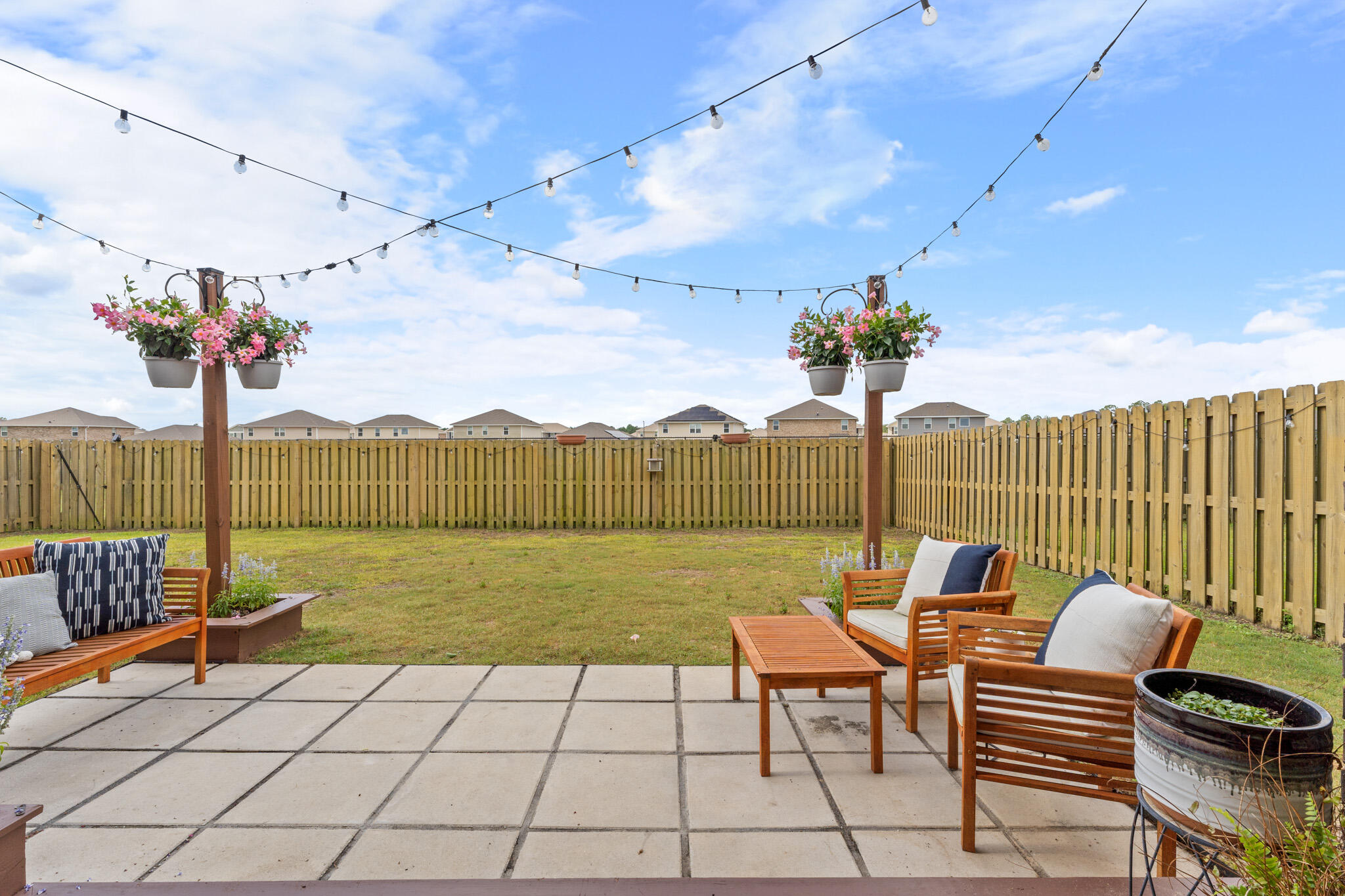 REDSTONE COMMONS - Residential